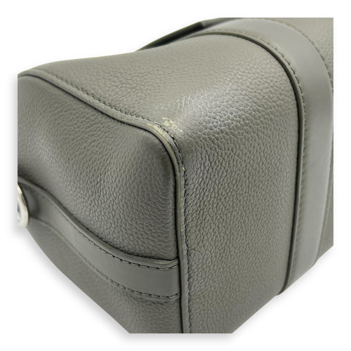 Louis Vuitton Keepall Green Top Handle Bag in Aerogram Leather, Silver hardware_5