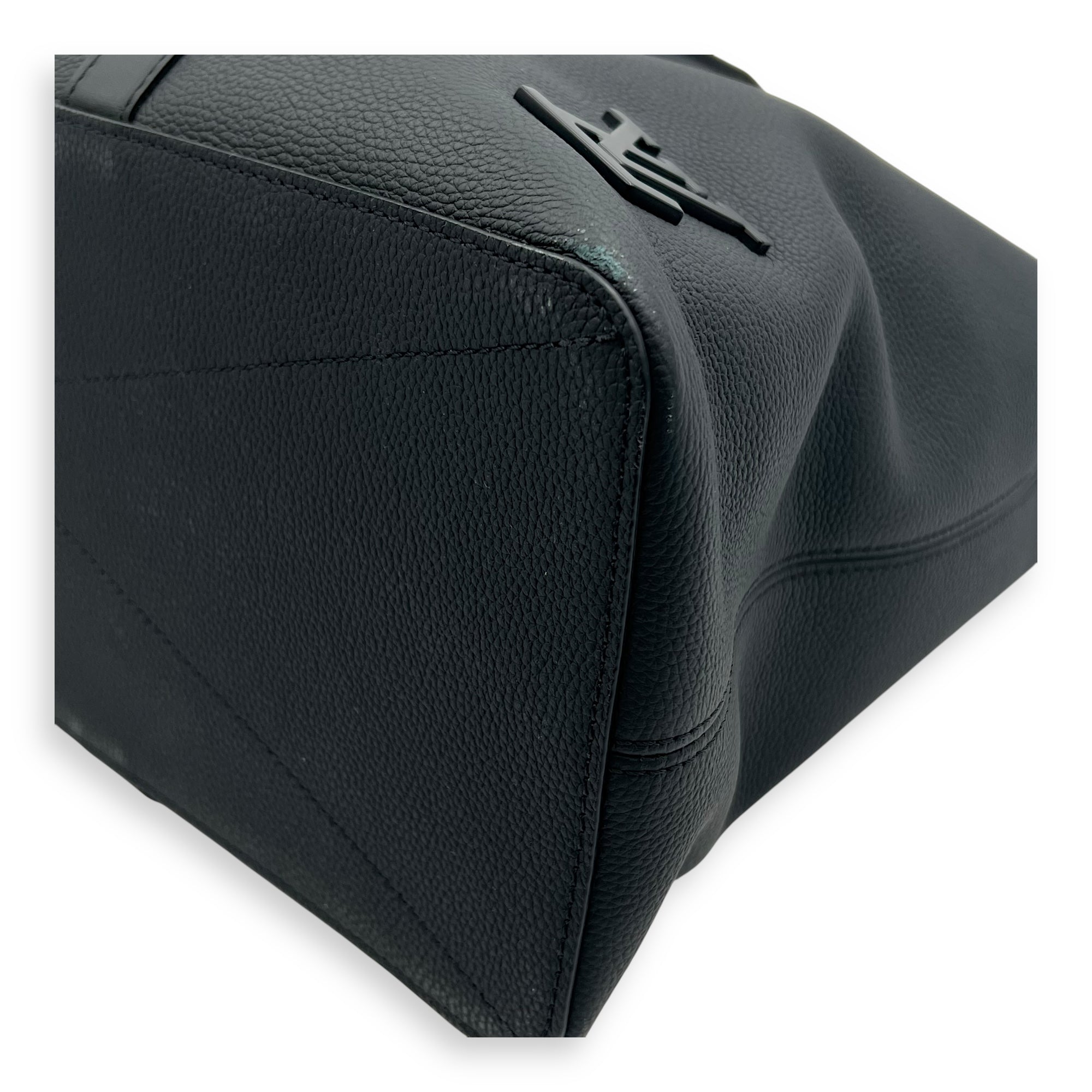 Louis Vuitton Lock It Black Top Handle Bag in Taurillon Leather, Lacquered Metal hardware_1