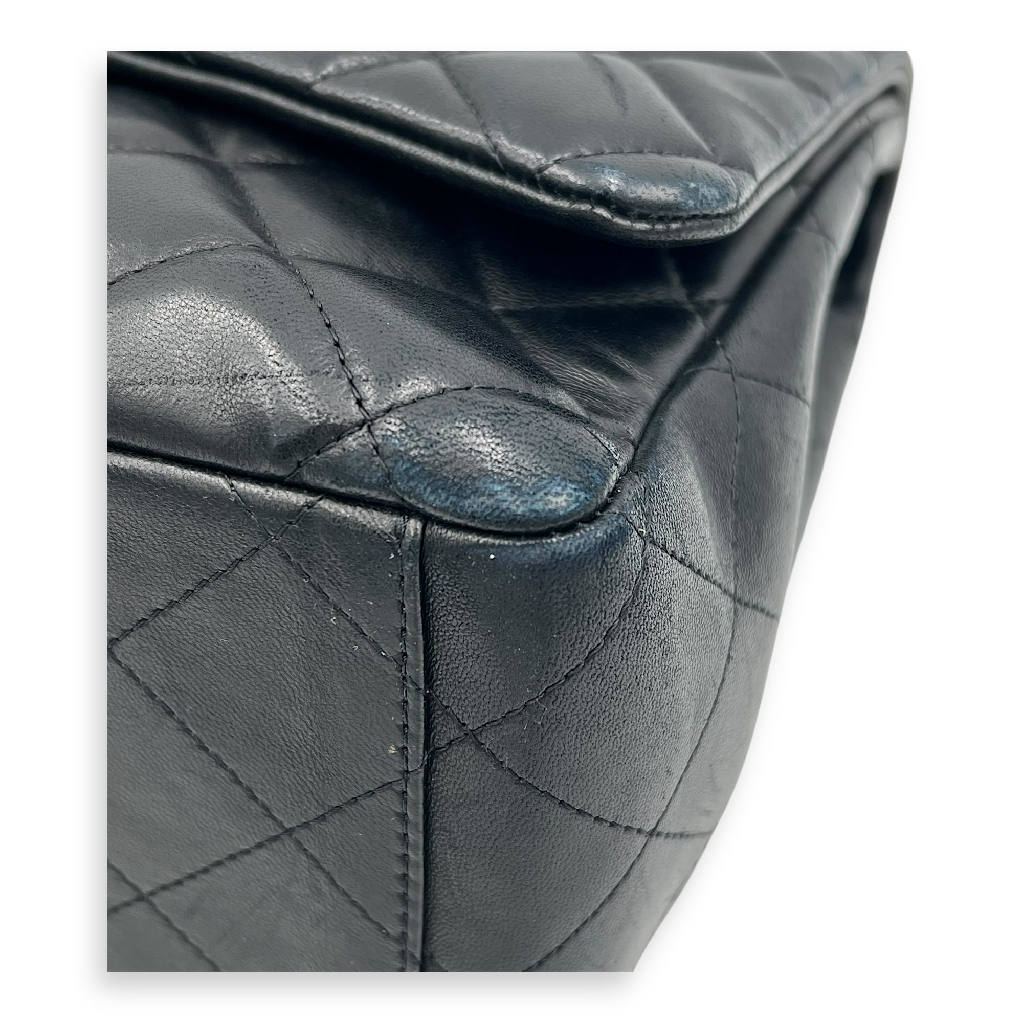 Chanel Classic Maxi Black Shoulder Bag in Lambskin, Silver hardware_7