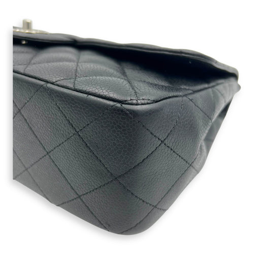 Chanel Classic Shoulder Bag Jumbo Black in Caviar Leather, Silver hardware_5