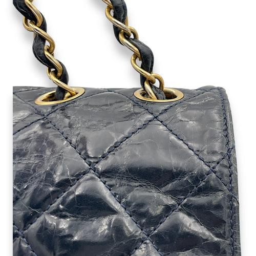 CC Turnlock Crinkled Navy Shoulder Bag in Calfskin, Gold hardware