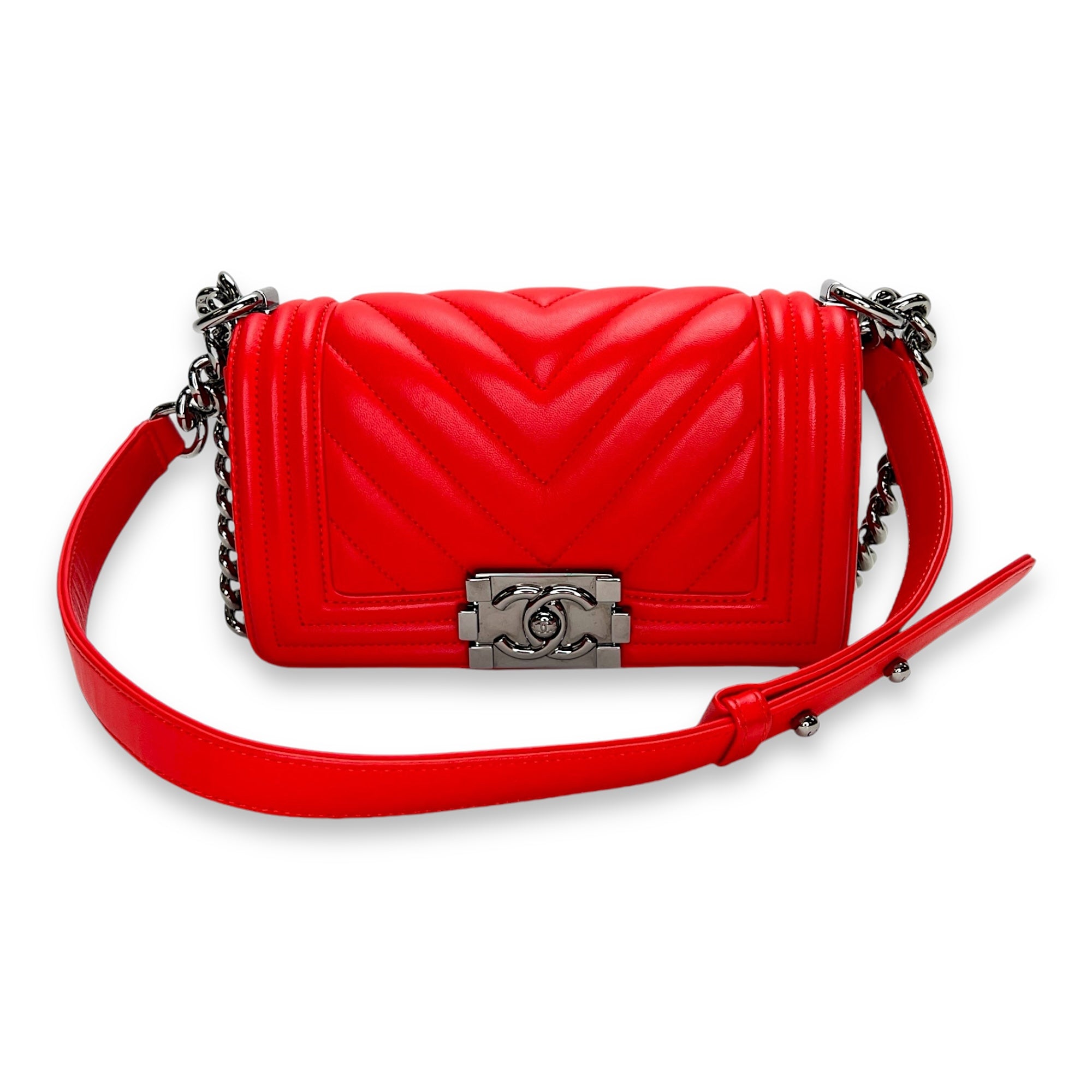 Boy Small Red Shoulder Bag in Lambskin, Gunmetal hardware