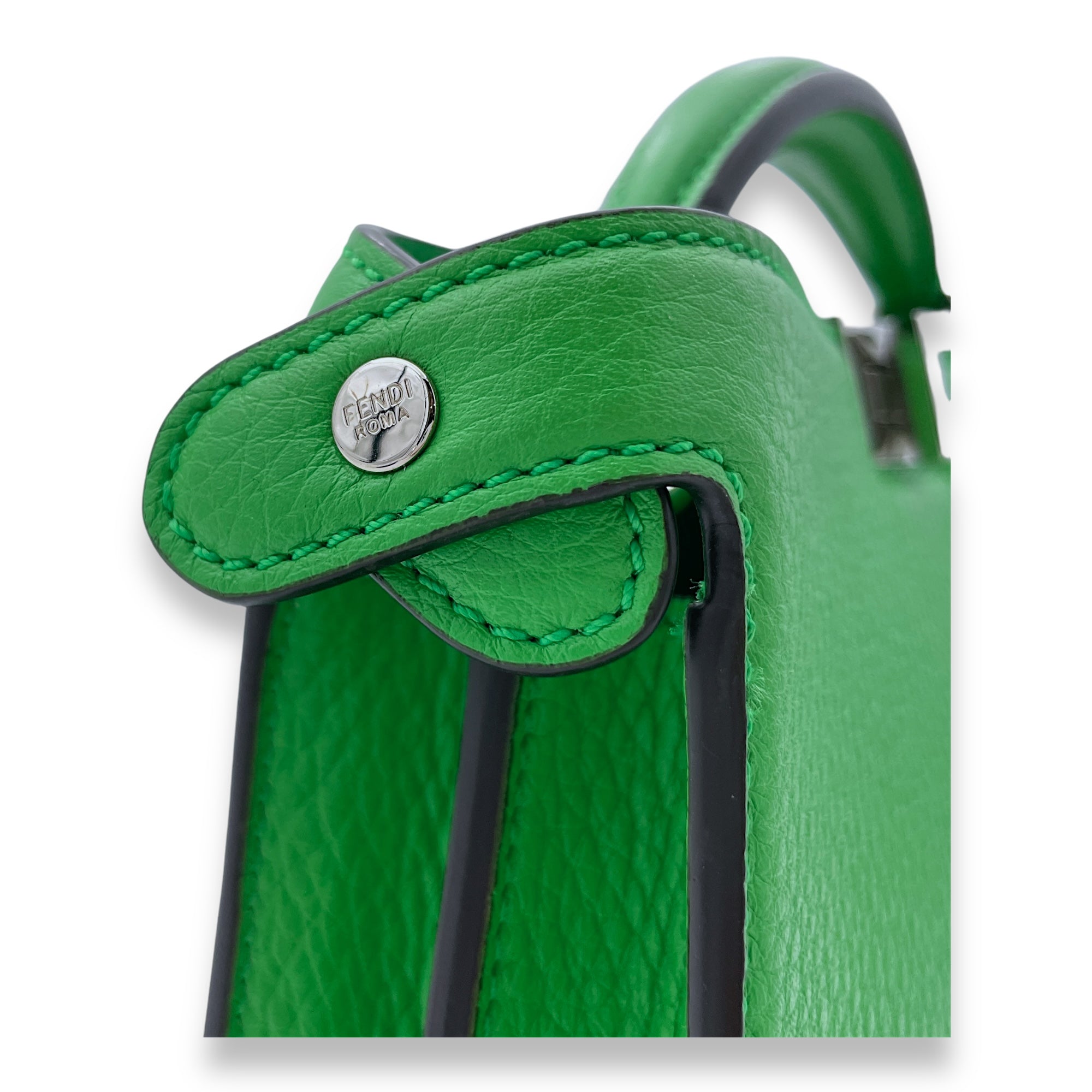 ISeeU Top Handle Bag Green in Calfskin, Silver hardware