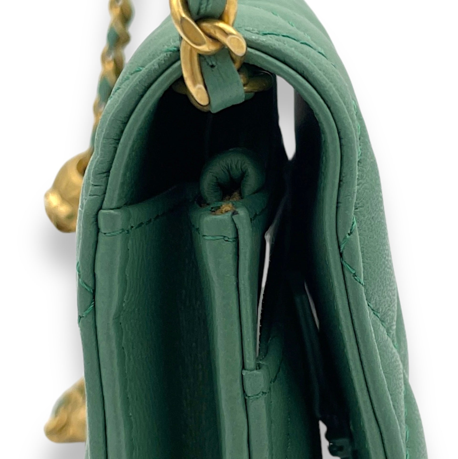 Pearl Crush Crossbody Bag Green in Lambskin, Gold hardware