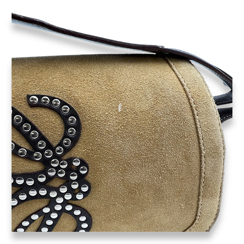 Anagram Shoulder Bag Beige in Suede Leather, Silver hardware