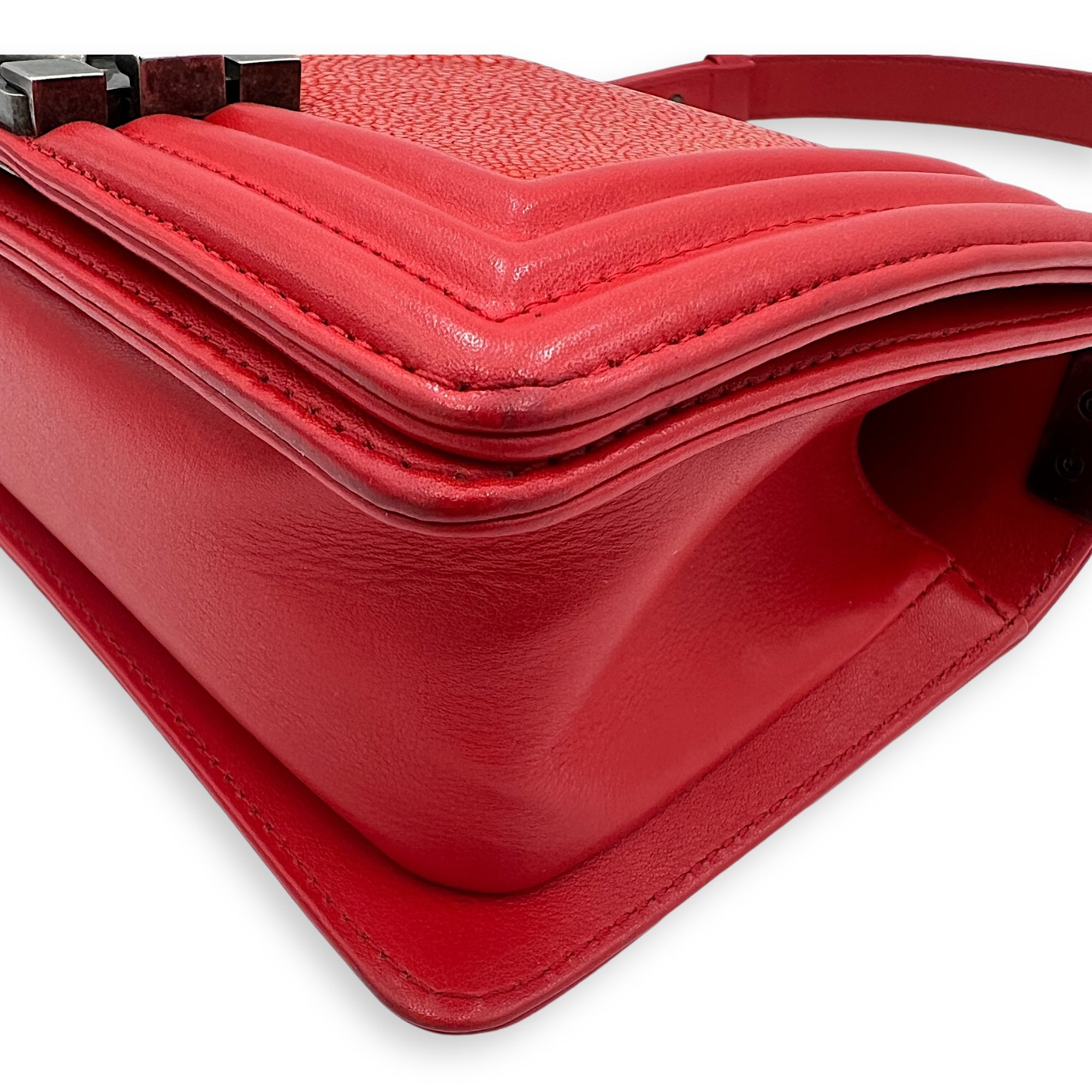 Boy Red Shoulder Bag in Stingray Leather, Ruthenium hardware