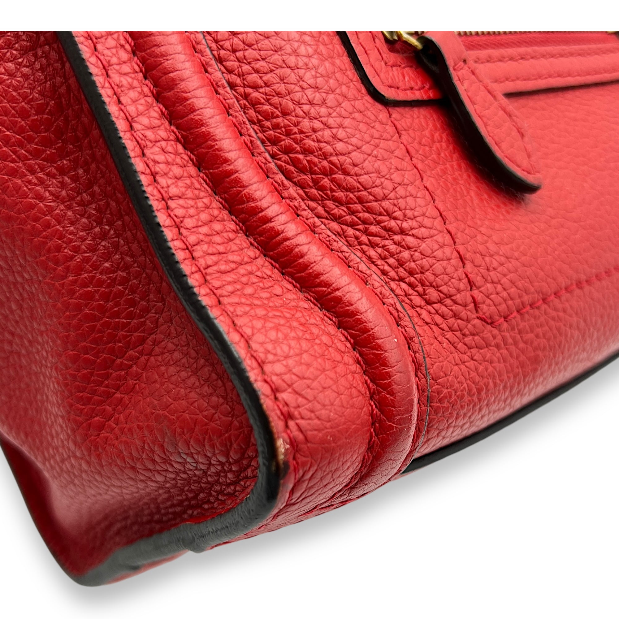 Celine Luggage Crossbody Bag Nano Red in Calfskin, Gold