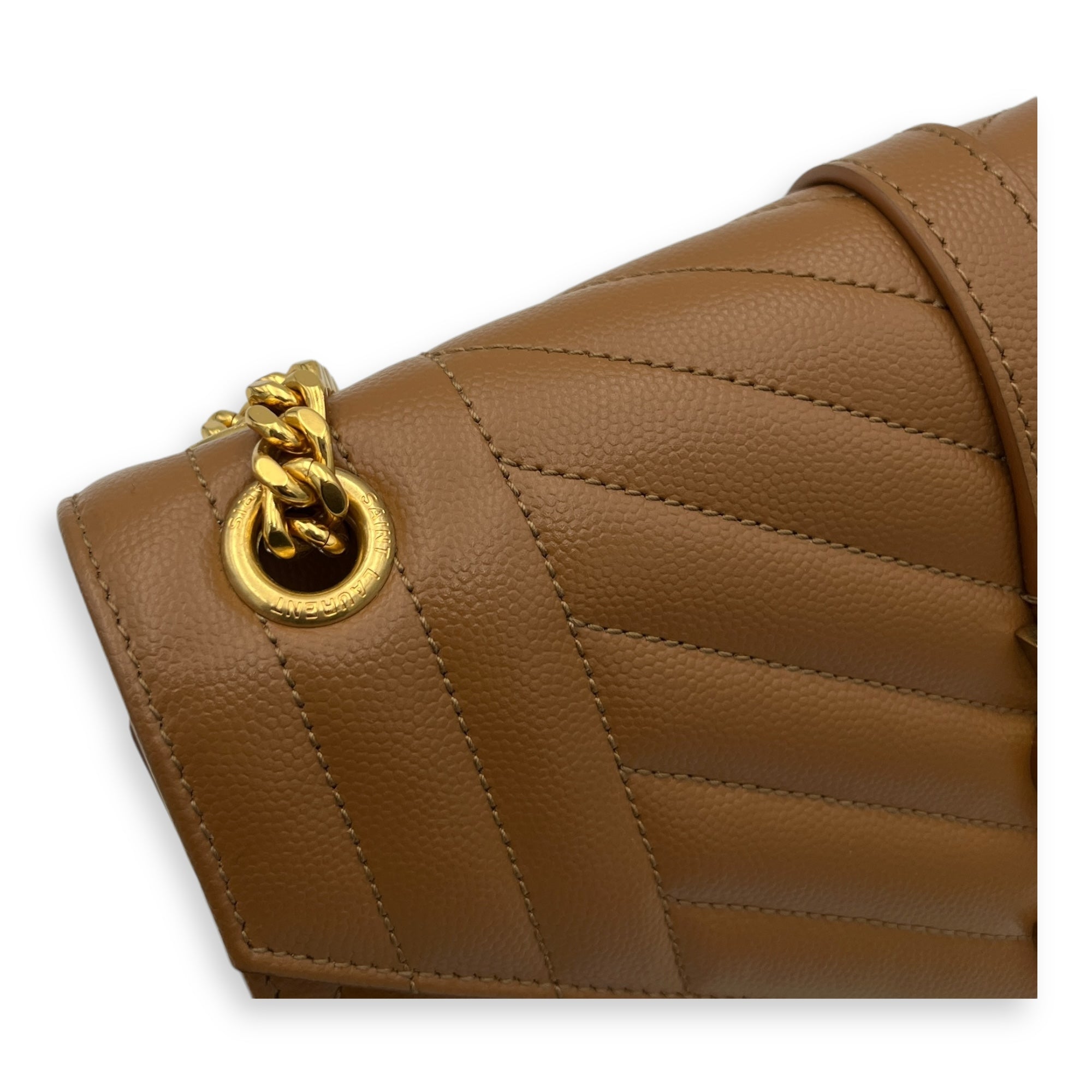 Envelope Medium Brown Shoulder Bag in Calfskin, Gold hardware