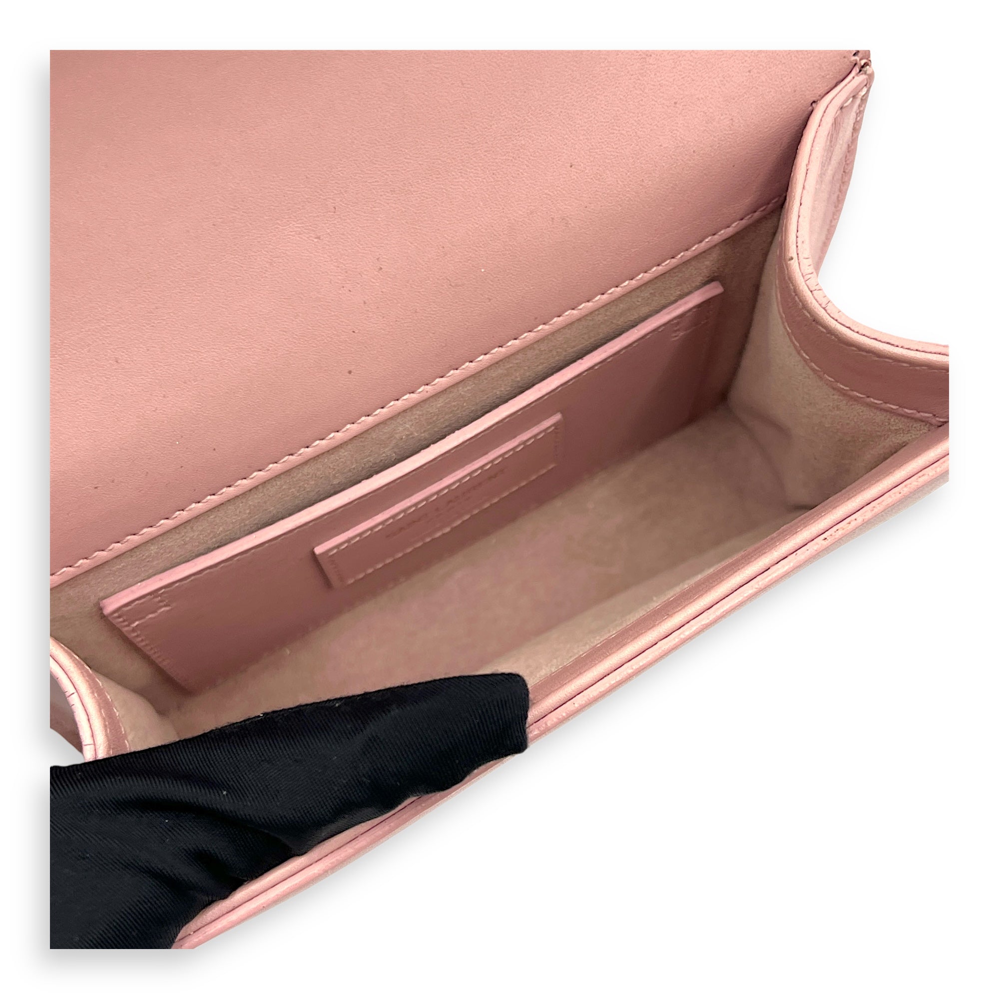 Kate Wallet On Chain Pink in Calfskin, Gold hardware