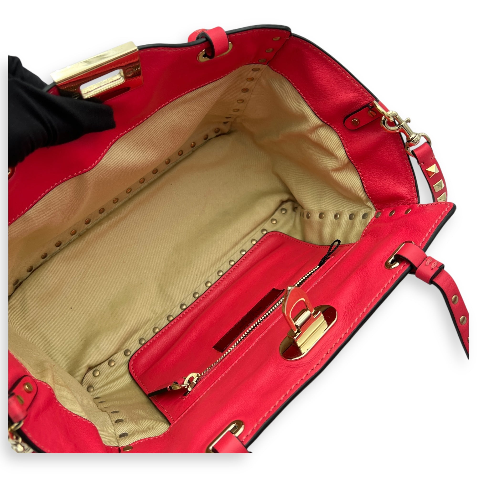 Rockstud Top handle bag in Calfskin, Gold Hardware