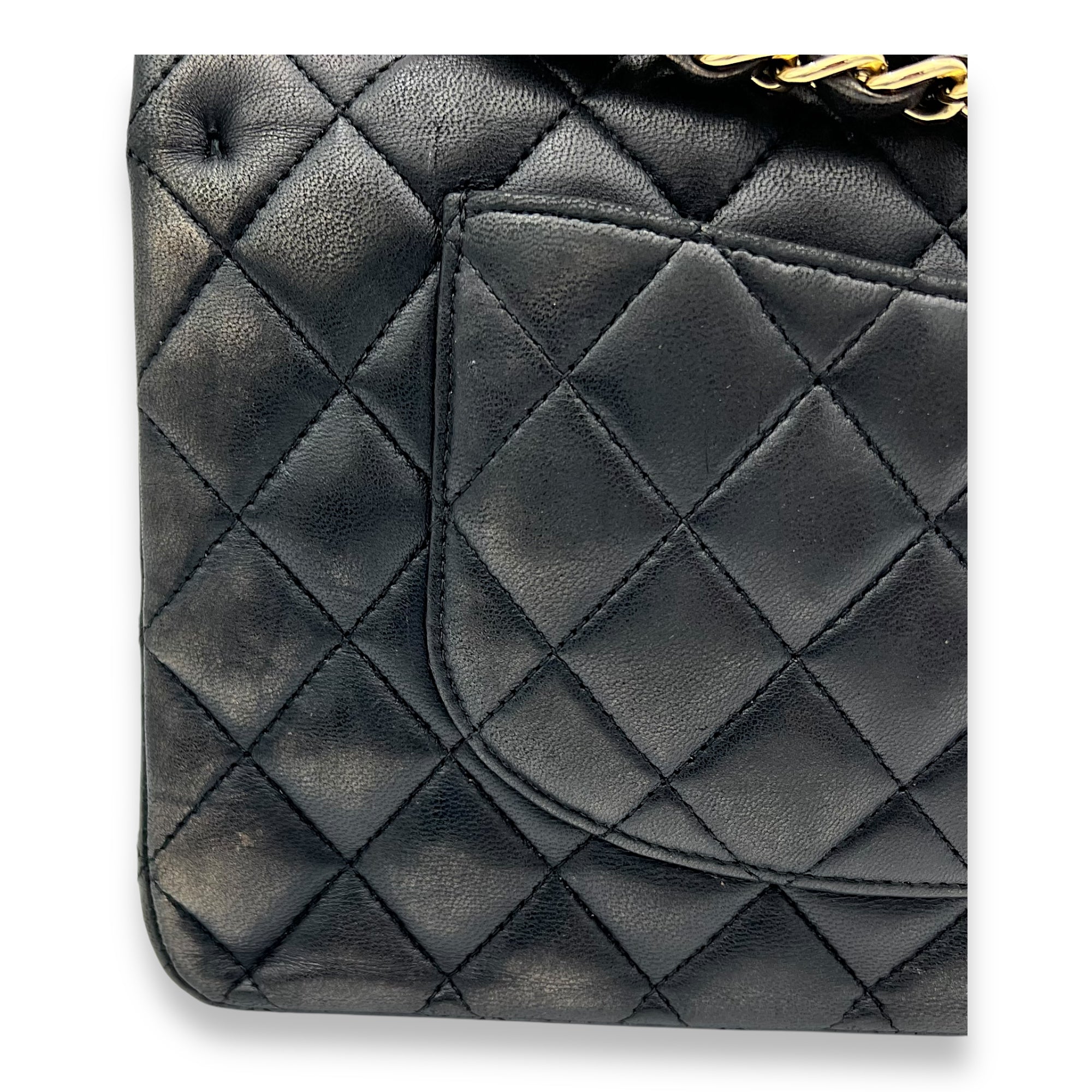 Chanel Classic Medium Black Shoulder Bag in Lambskin, Gold hardware_7