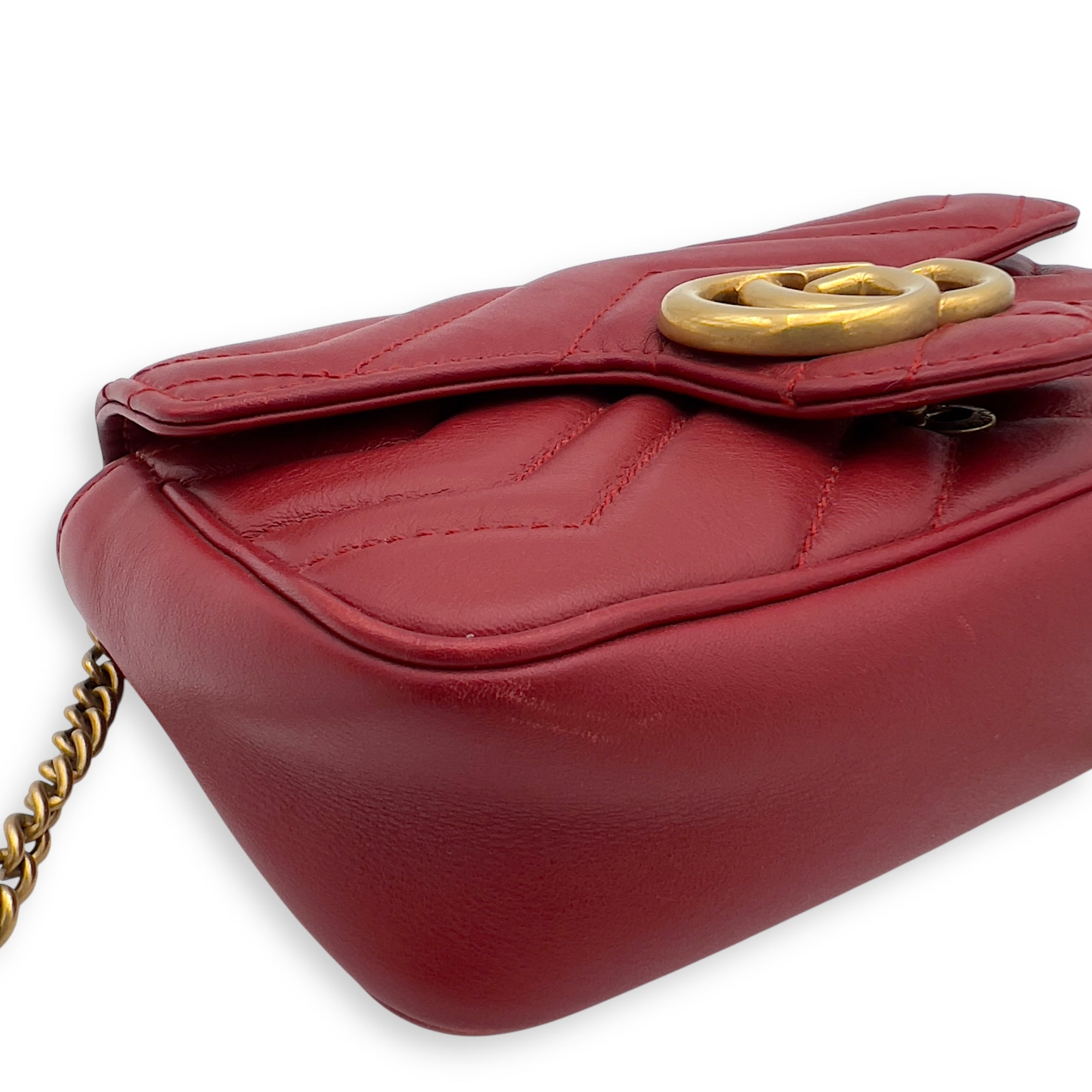 Gucci GG Marmont Crossbody Bag Mini Red in Calfskin, Gold hardware_6