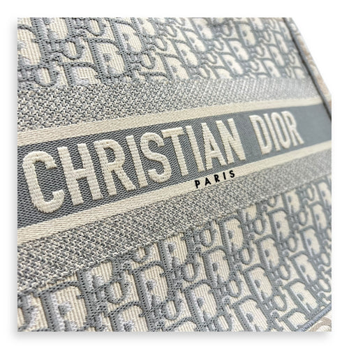 Christian Dior Book Tote Medium Grey Top Handle Bag in Jacquard_8