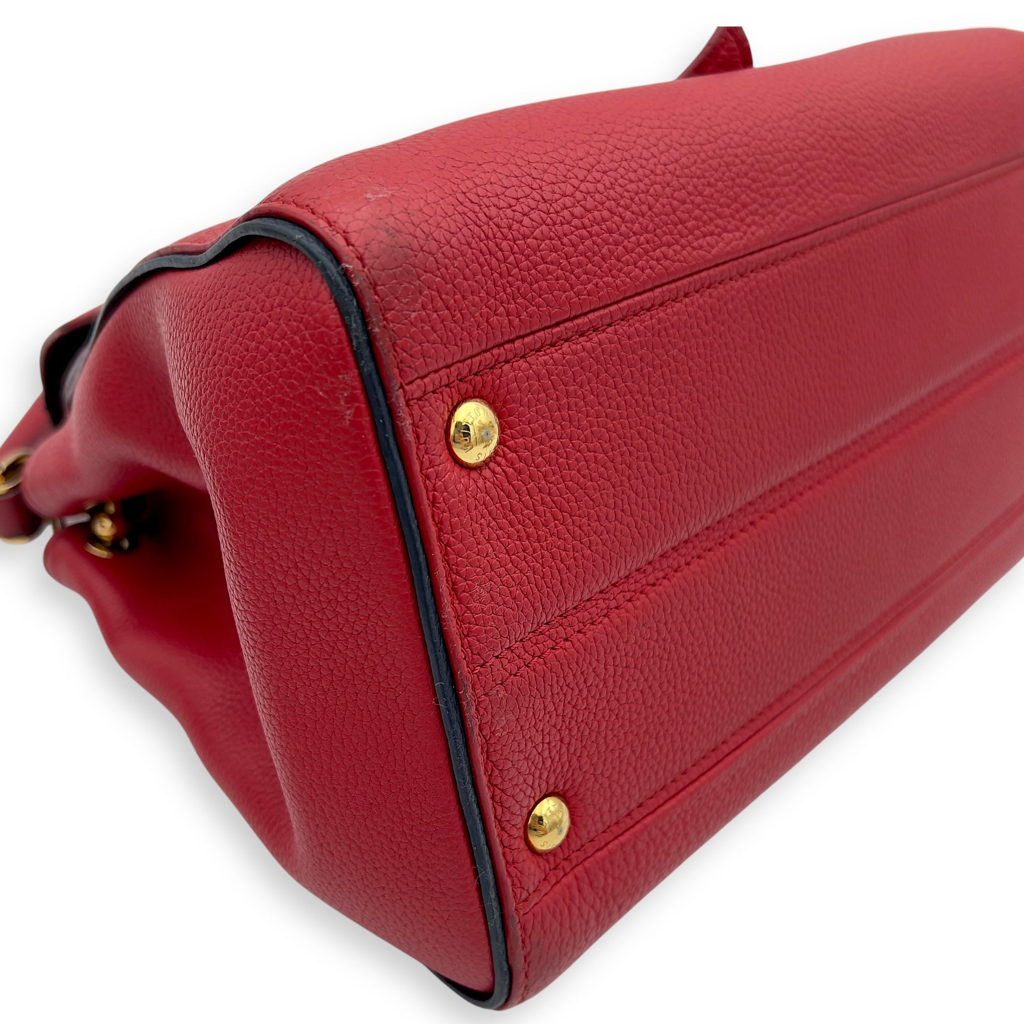 Louis Vuitton Double V Top Handle Bag Red in Calfskin, Gold hardware_12