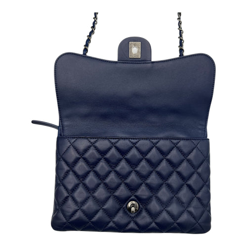 Chanel Chain Flap Blue Crossbody Bag in Lambskin, Ruthenium hardware_6