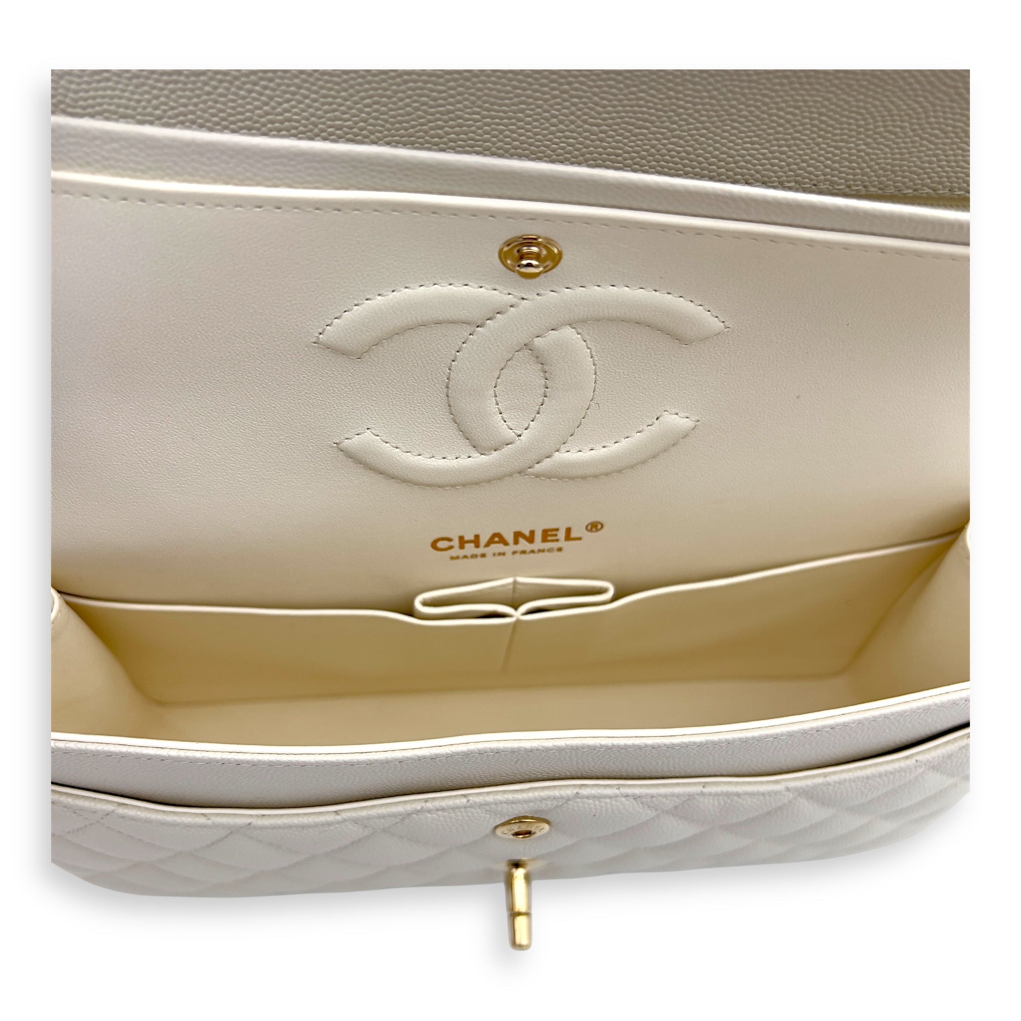 Chanel Classic Shoulder Bag White in Caviar Leather, Light Gold hardware_4