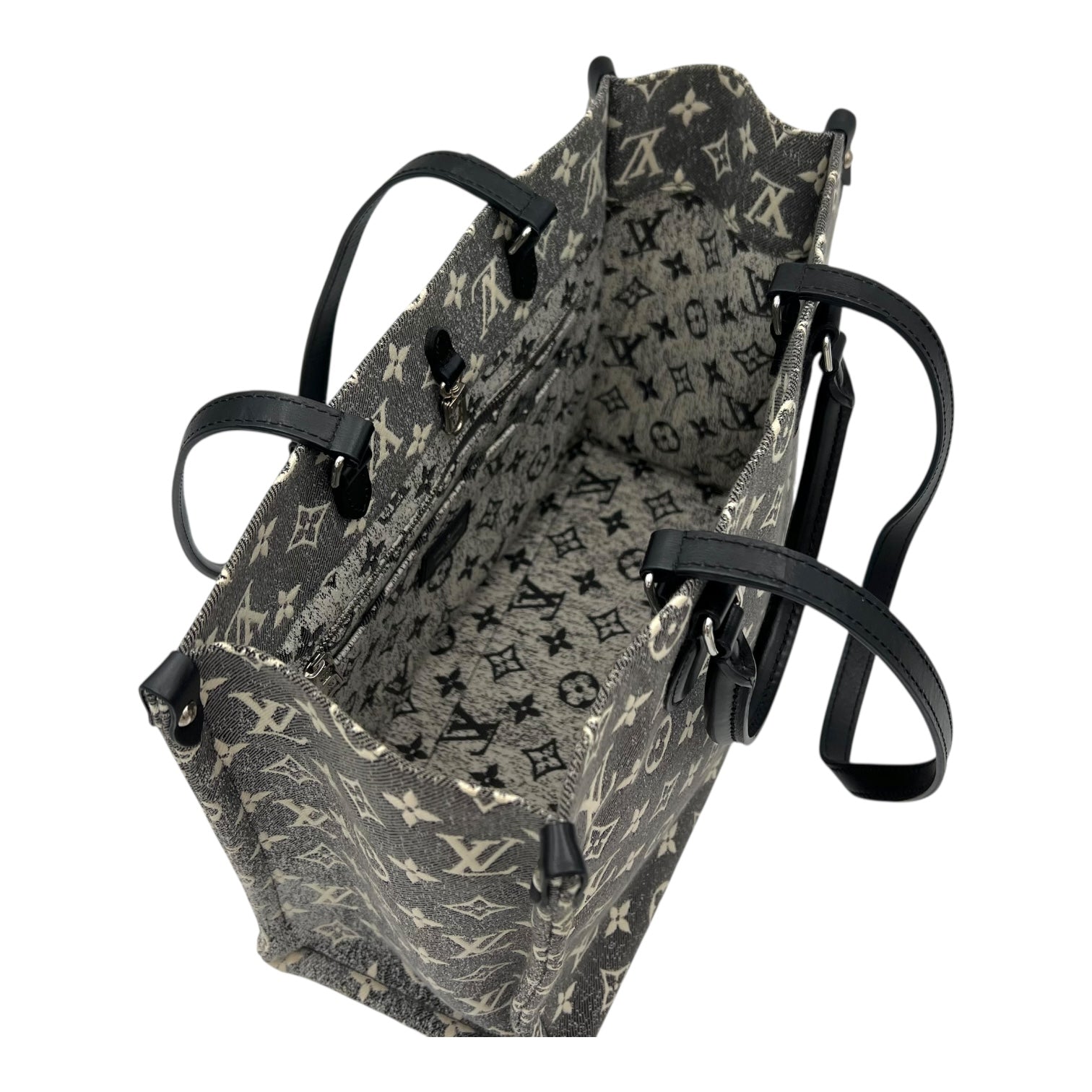 Louis Vuitton OnTheGo Top Handle Bag Black in Denim, Silver hardware_8