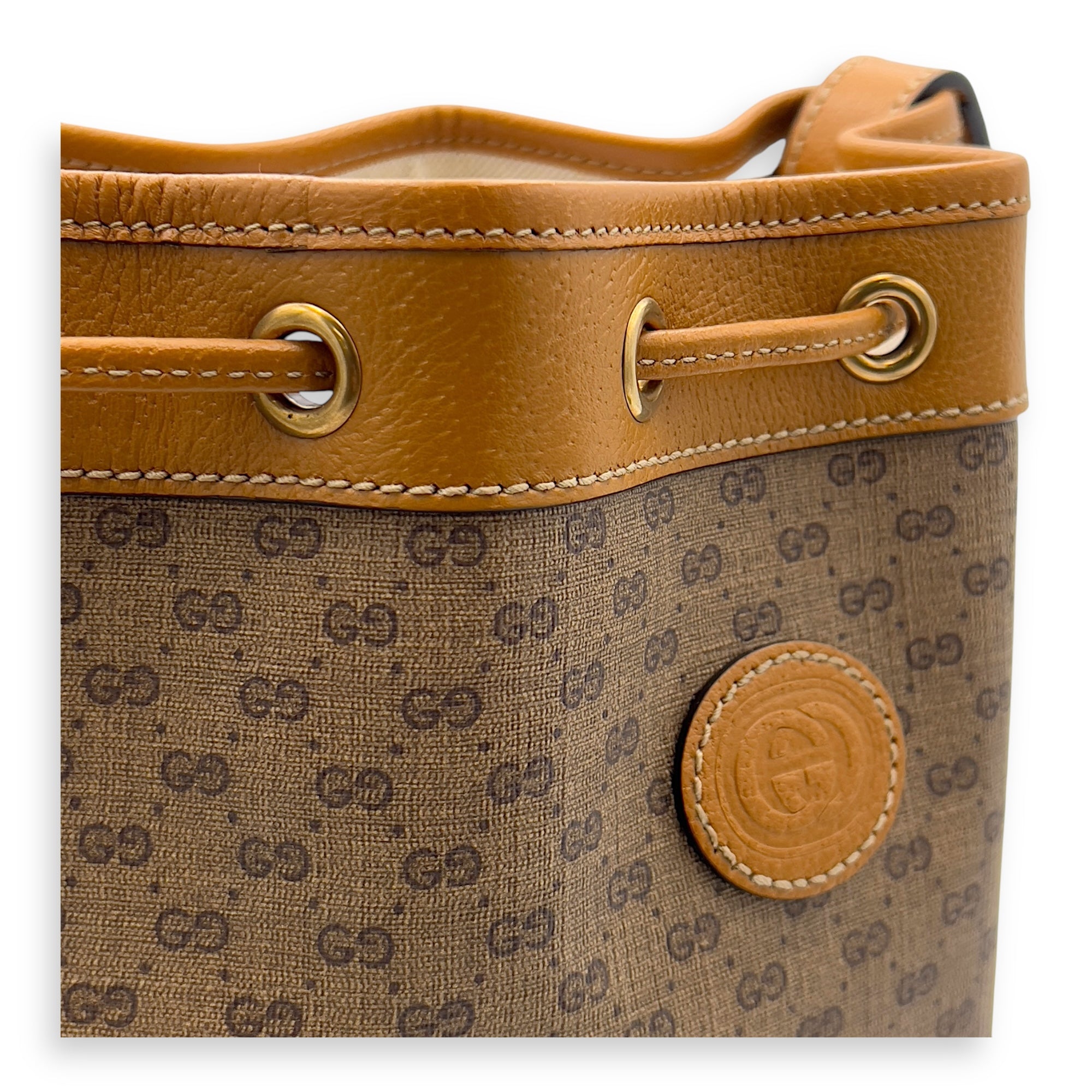 Gucci Disney Bucket Bag Brown in Coated Canvas, Gold hardware_8