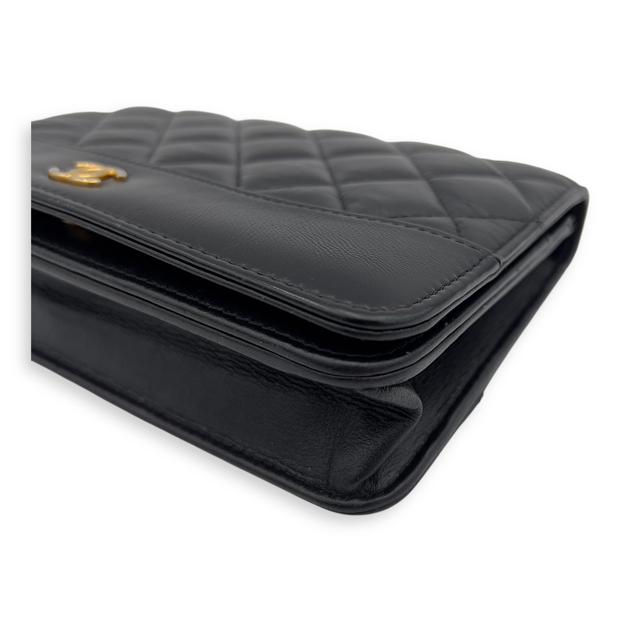 Chanel Gabrielle Wallet On Chain Black in Calfskin, Gold hardware_8