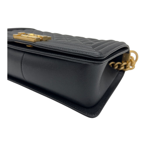 Chanel Boy Medium Black Shoulder Bag in Caviar Leather, Brushed Gold hardware_8