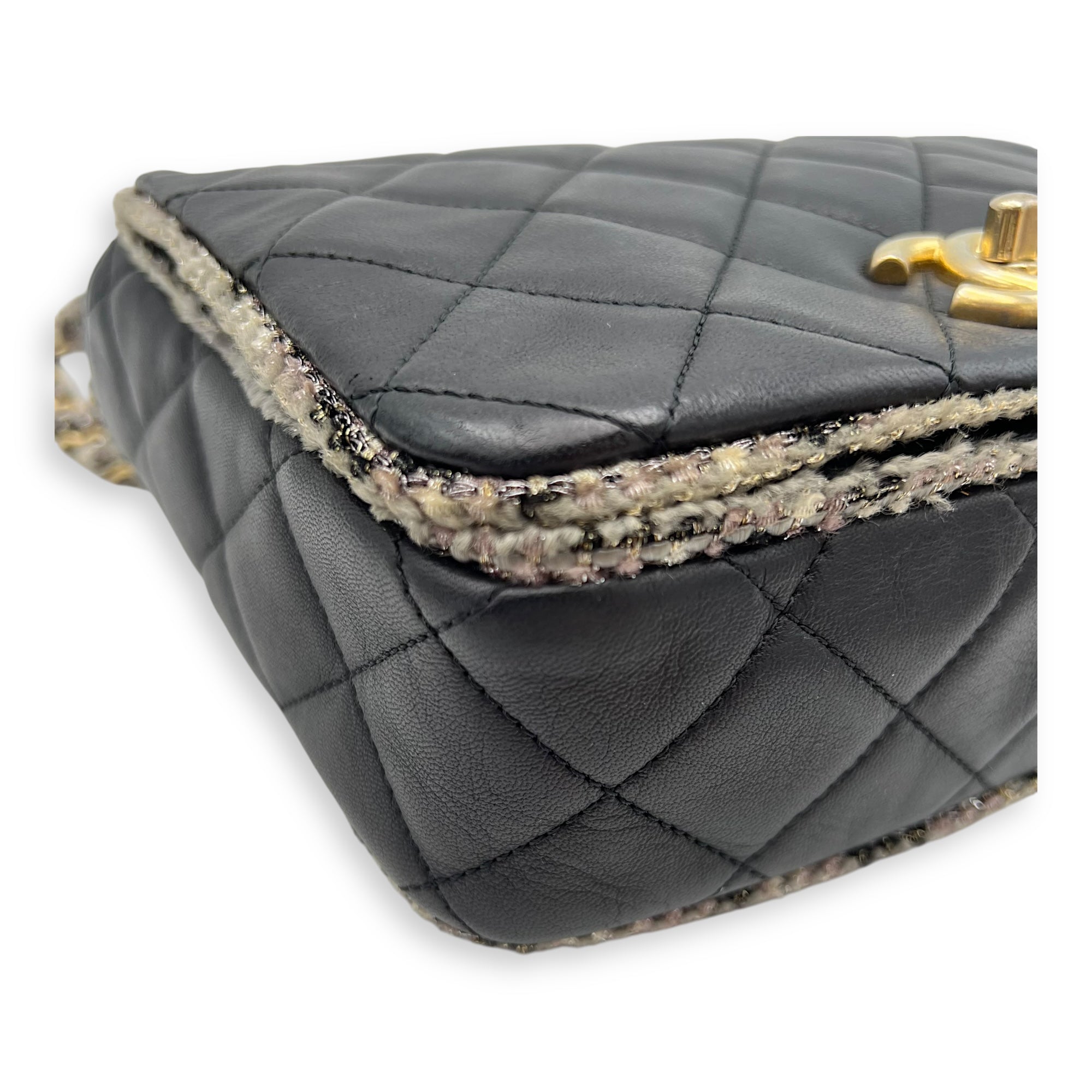 Chanel CC Crossbody Bag Black in Calfskin, Mixed hardware_6