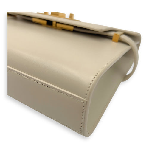 Saint Laurent Manhattan Shoulder Bag White in Calfskin, Gold hardware_7
