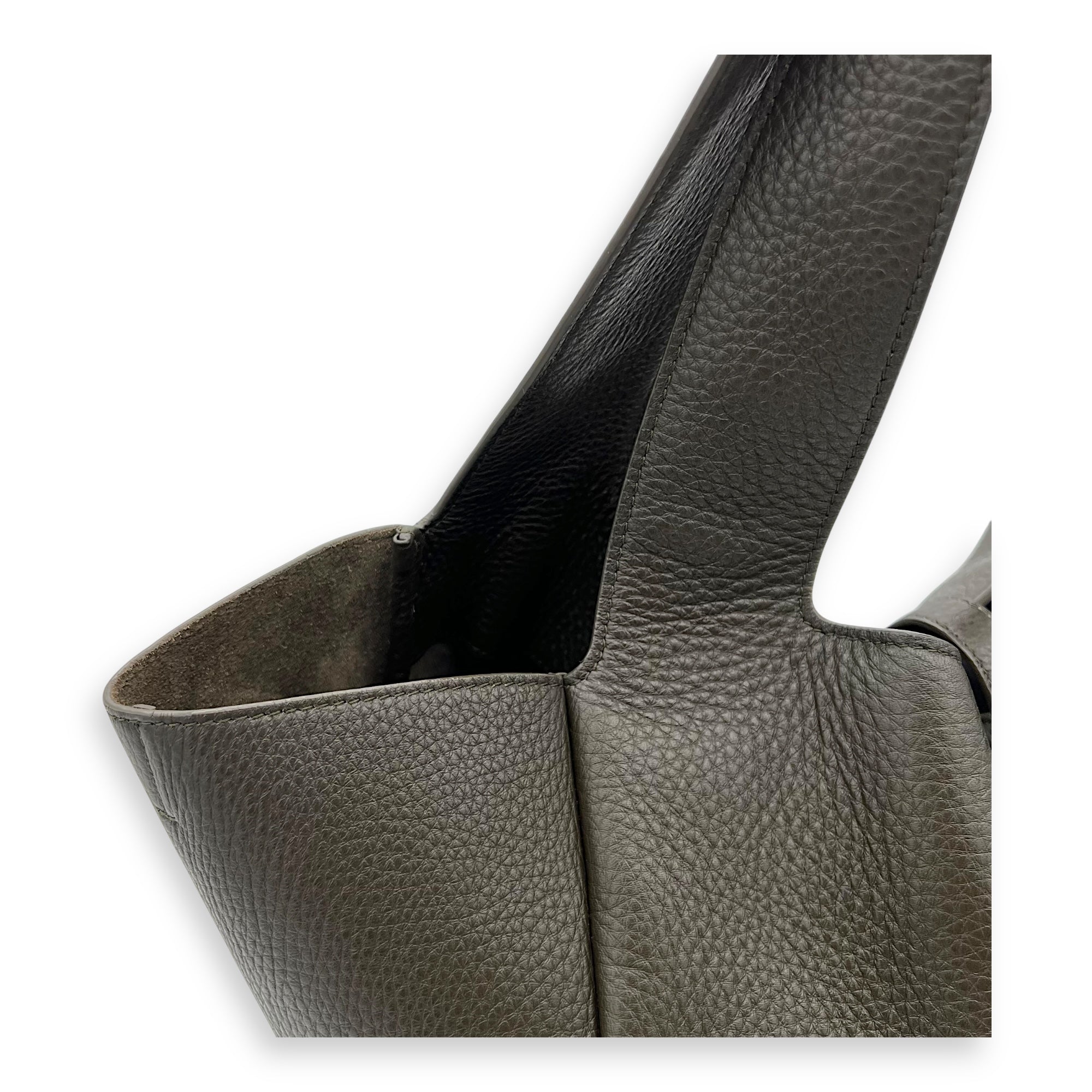 Saint Laurent LE 5 À 7 BEA Tote Bag Green in Calfskin, Silver hardware_8