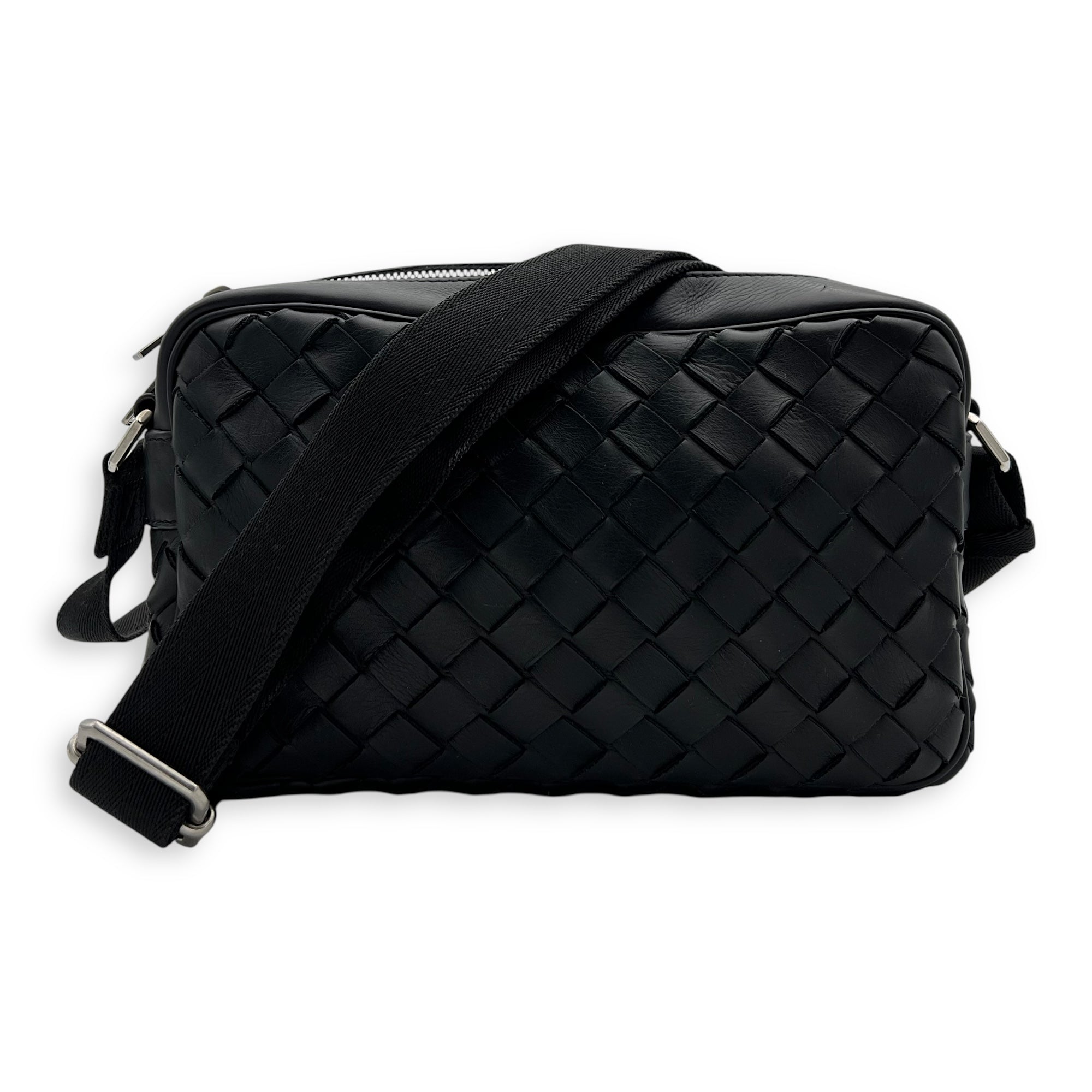 Bottega Veneta Intrecciato Crossbody Bag Black in Calfskin, Ruthenium hardware_8