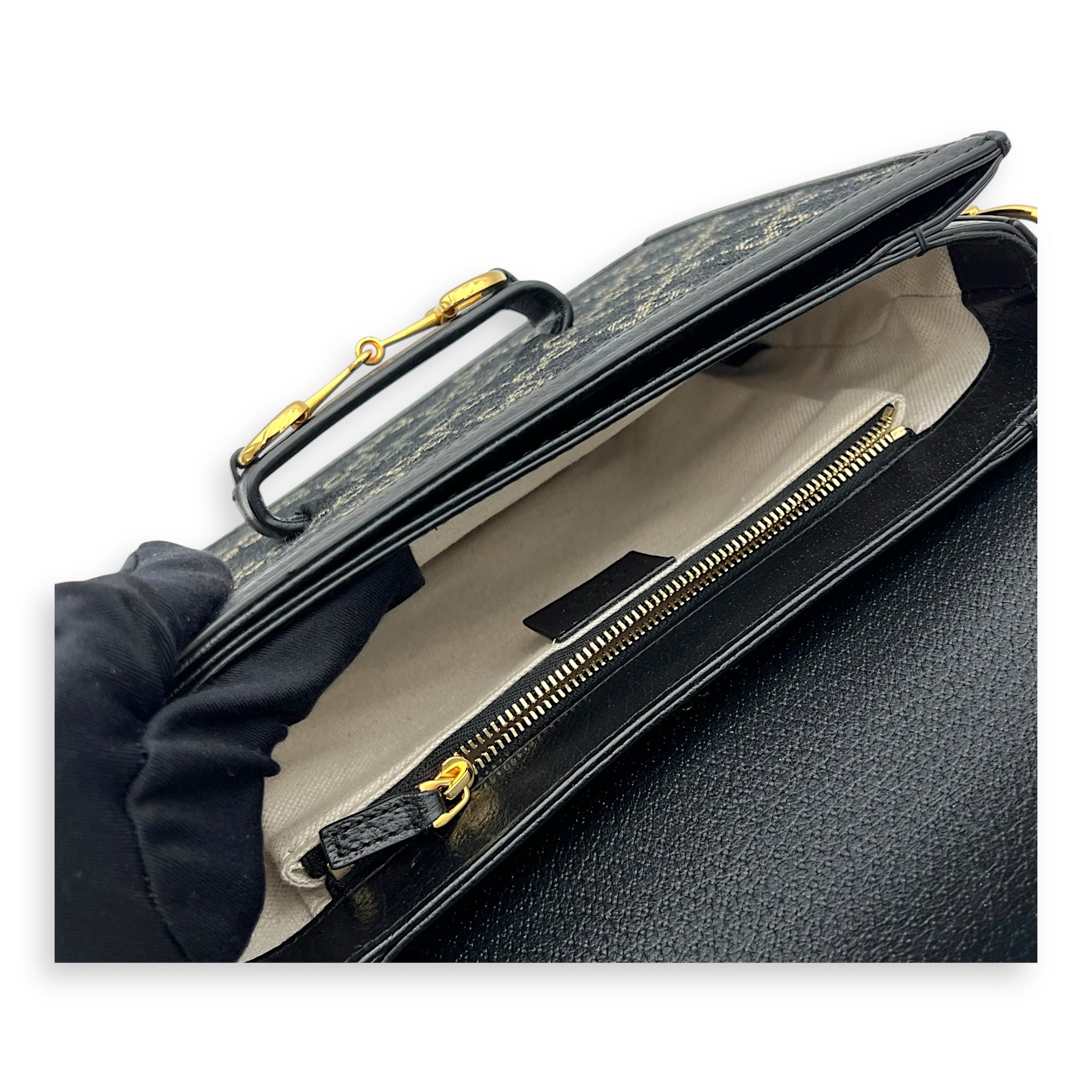 Gucci Horsebit 1955 Shoulder Bag Black in Denim, Gold hardware_8