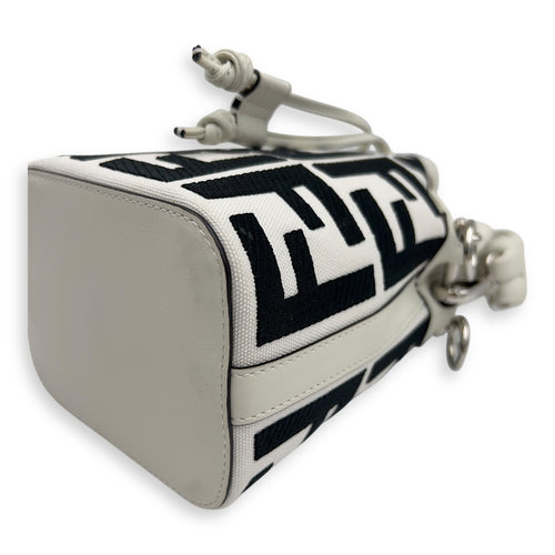 Fendi Mon Tresor White Bucket Bag in Canvas, Silver hardware_10