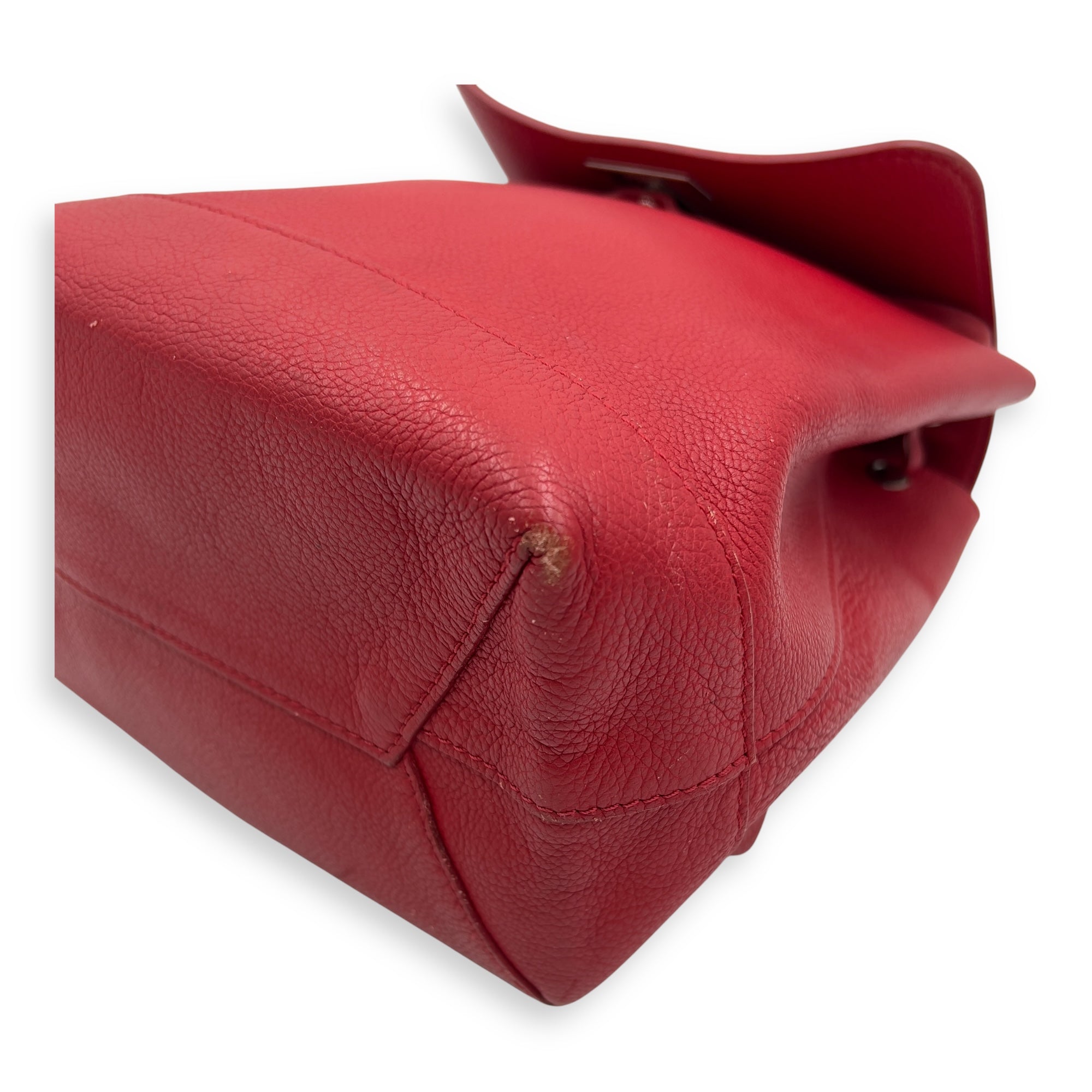 Louis Vuitton Lock Me Backpack Red in Taurillon Leather, Silver hardware_6