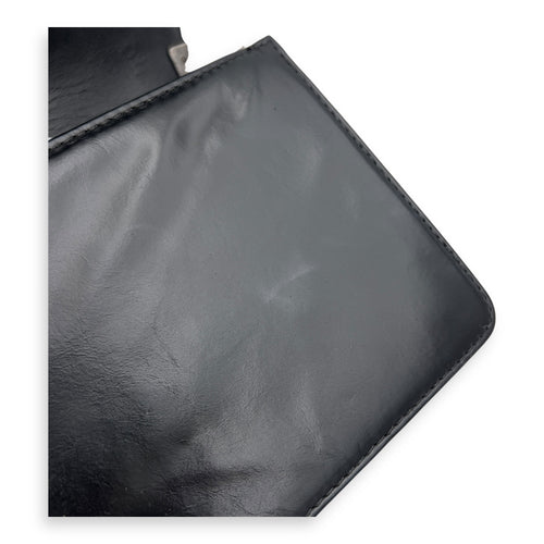 Chanel Boy Medium Black Shoulder Bag in Calfskin, Ruthenium hardware_9
