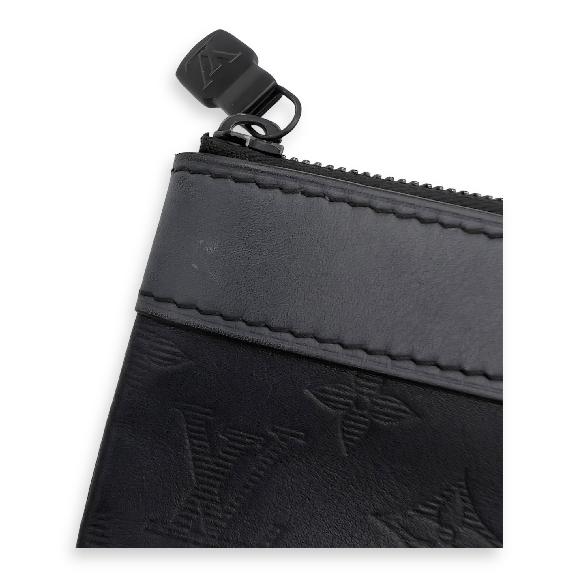 Louis Vuitton Discovery Pouch Black in Calfskin, Silver hardware_8