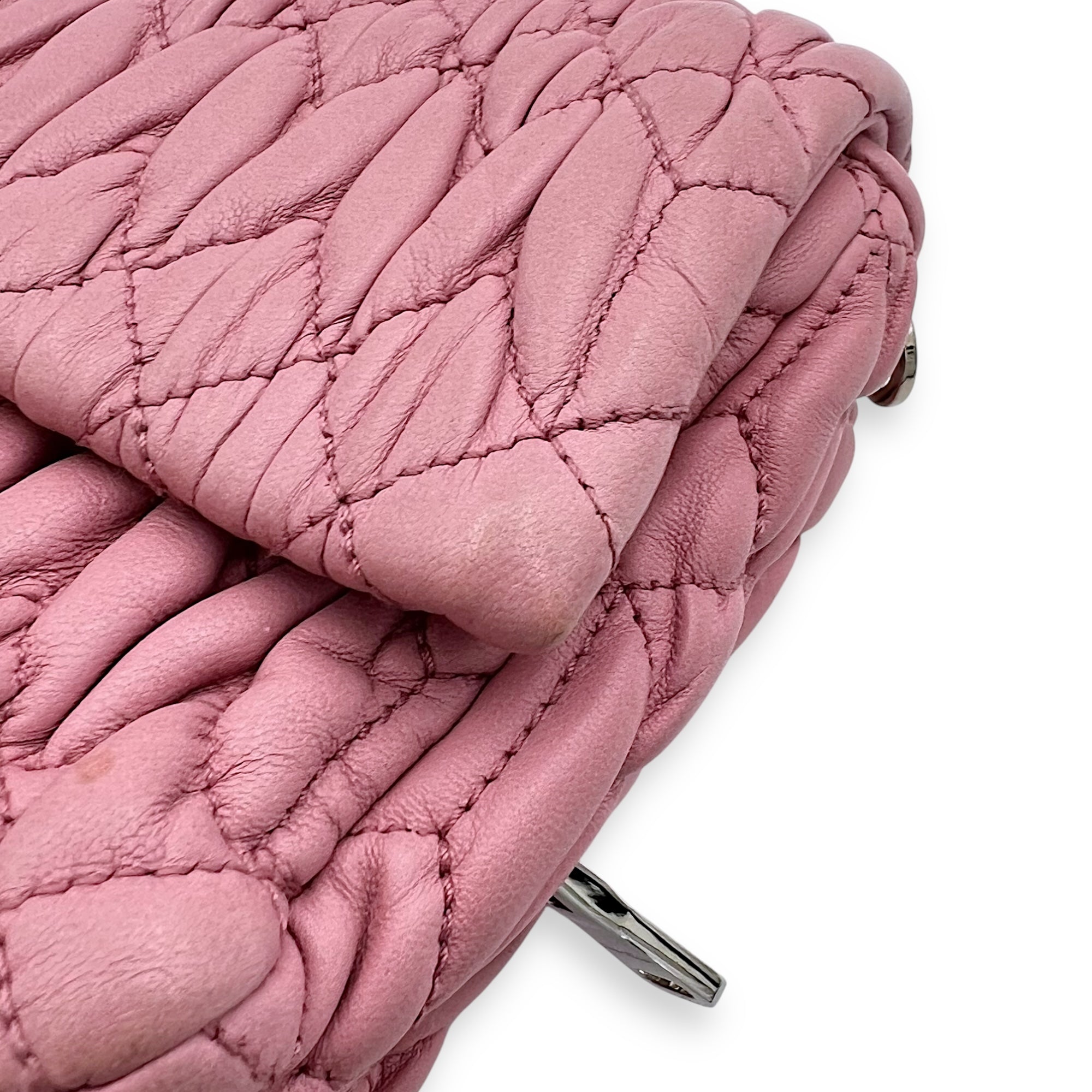 Miu Miu Matelassé Shoulder Bag Pink in Lambskin, Silver hardware_8