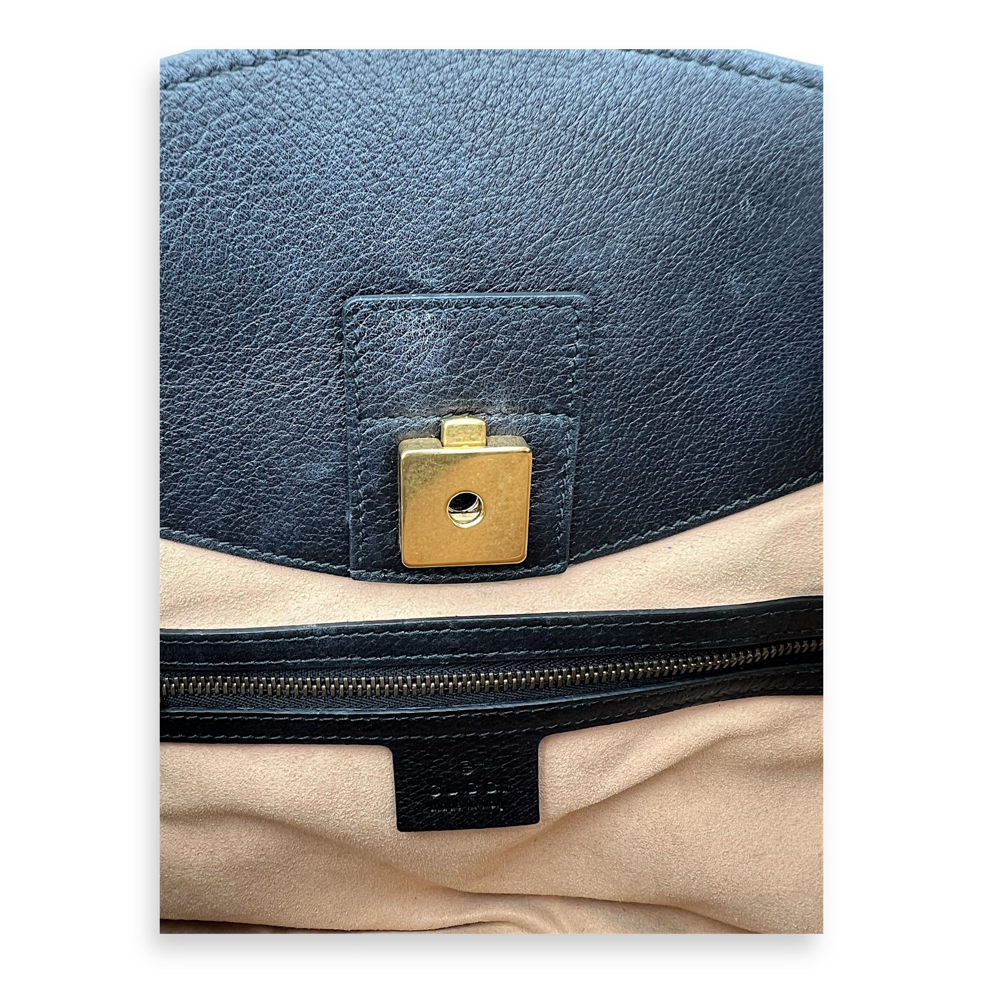 Gucci Sylvie Shoulder Bag Black in Calfskin, Silver hardware_7
