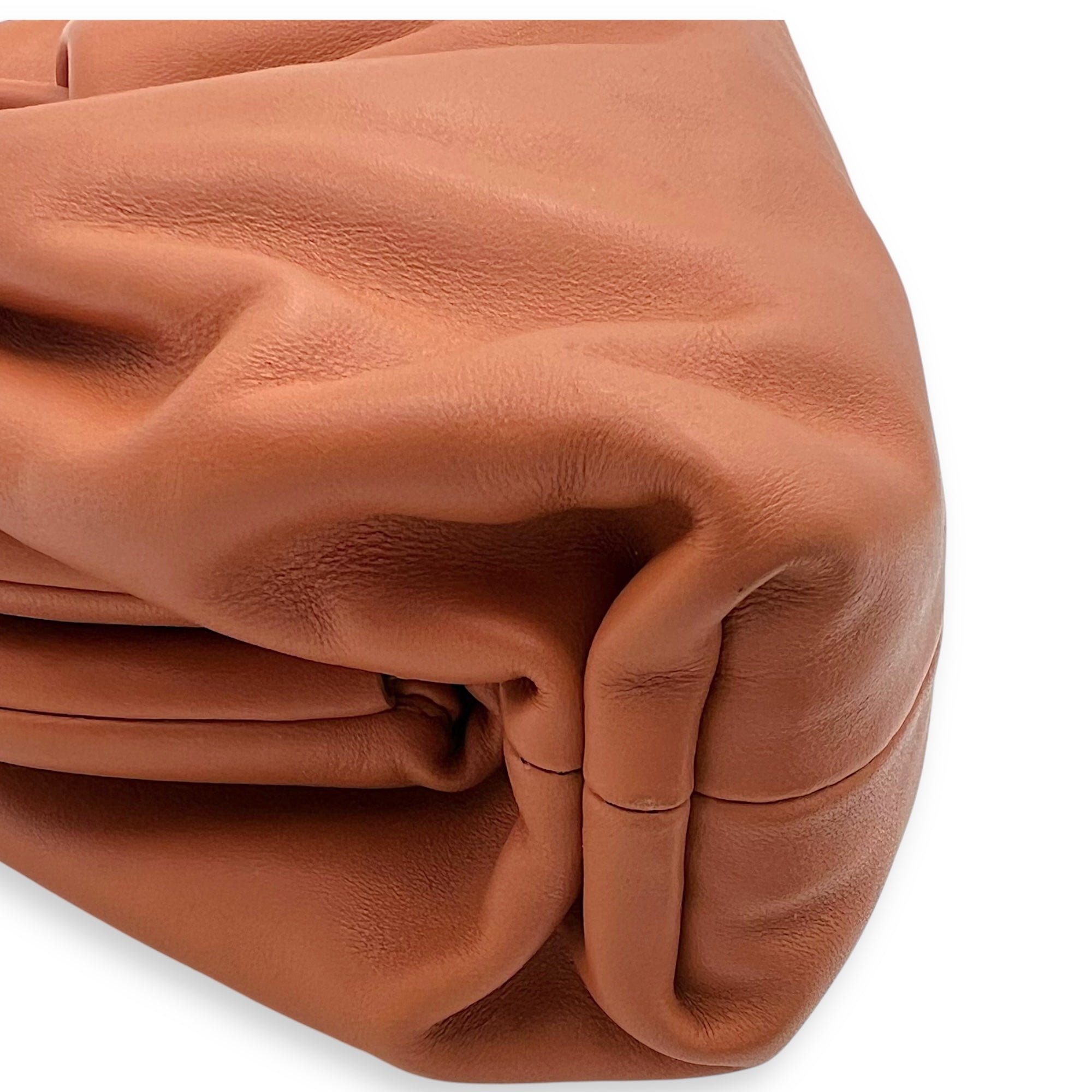 Bottega Veneta The Pouch Crossbody Bag Brown in Lambskin, Gold hardware_8