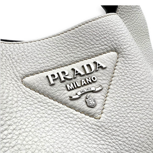 Prada Logo Tote Bag White in Soft Grained Calfskin, Silver hardware_8