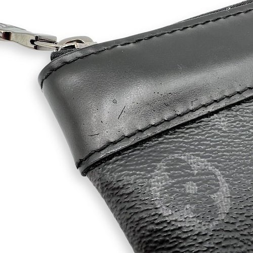 Louis Vuitton Discovery Pouch Grey in Monogram Coated Canvas, Silver hardware_8