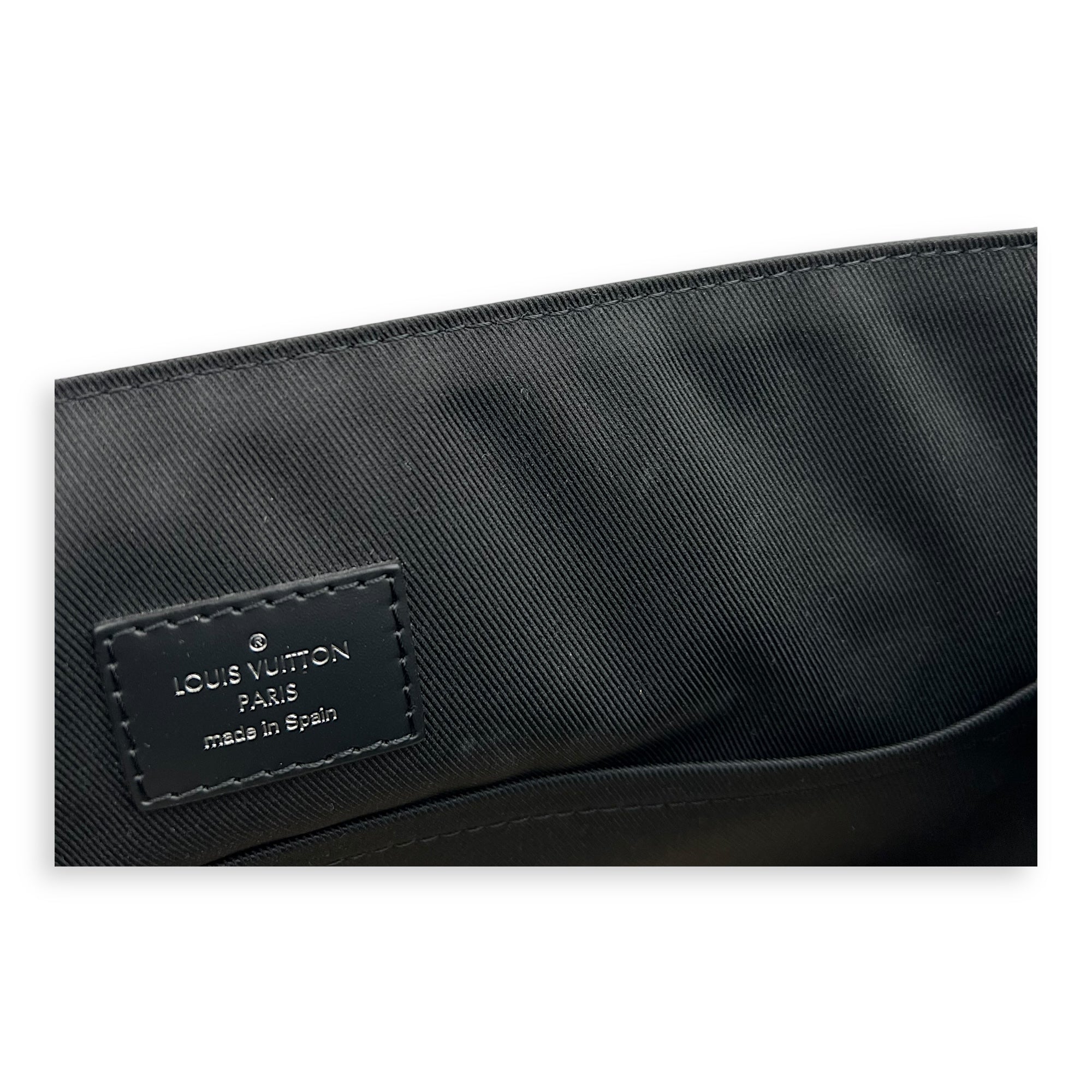 Louis Vuitton Logo Black Messenger in Monogram Coated Canvas, Silver hardware_8