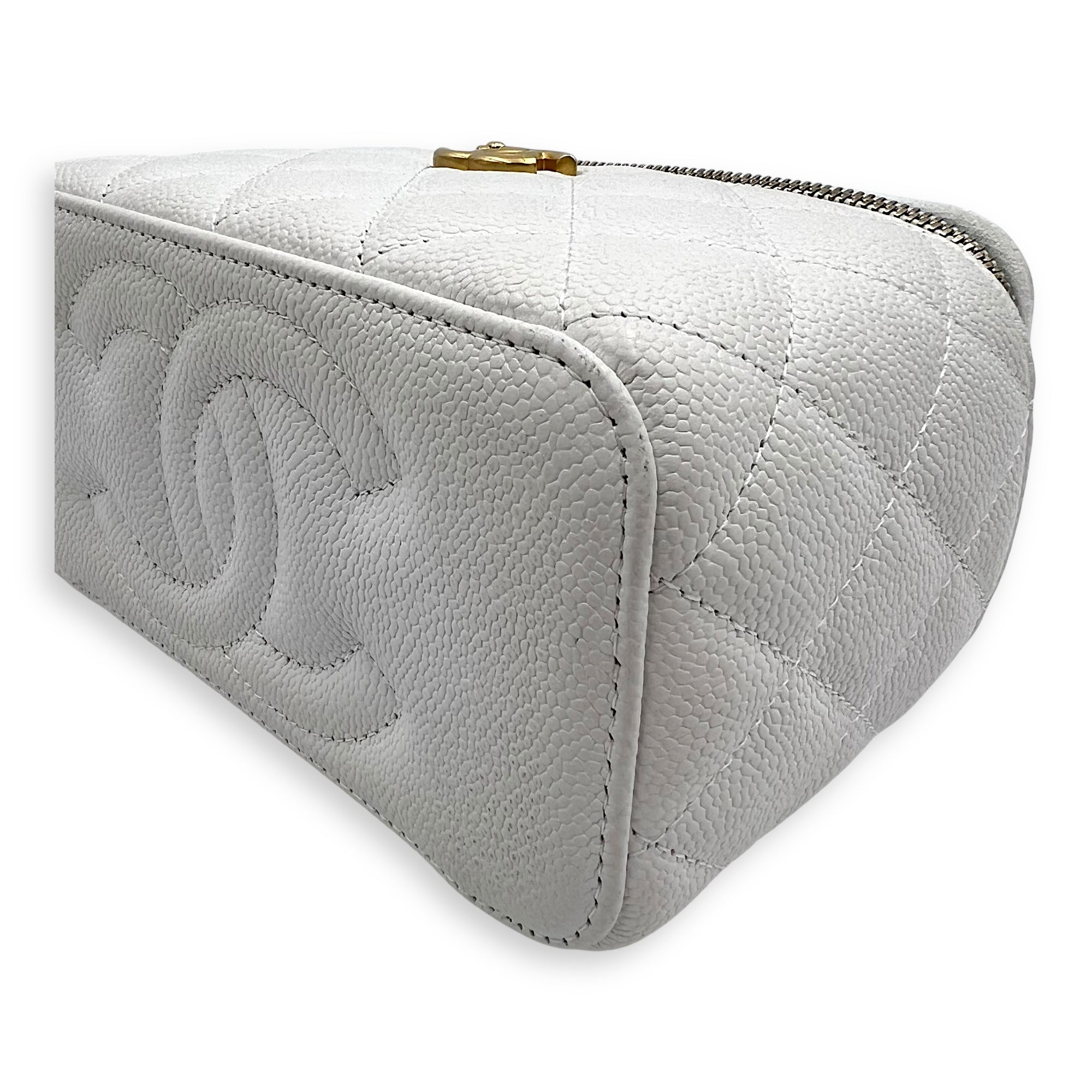 Chanel Pearl Crush White Vanity Bag in Caviar Leather, Gold hardware_8