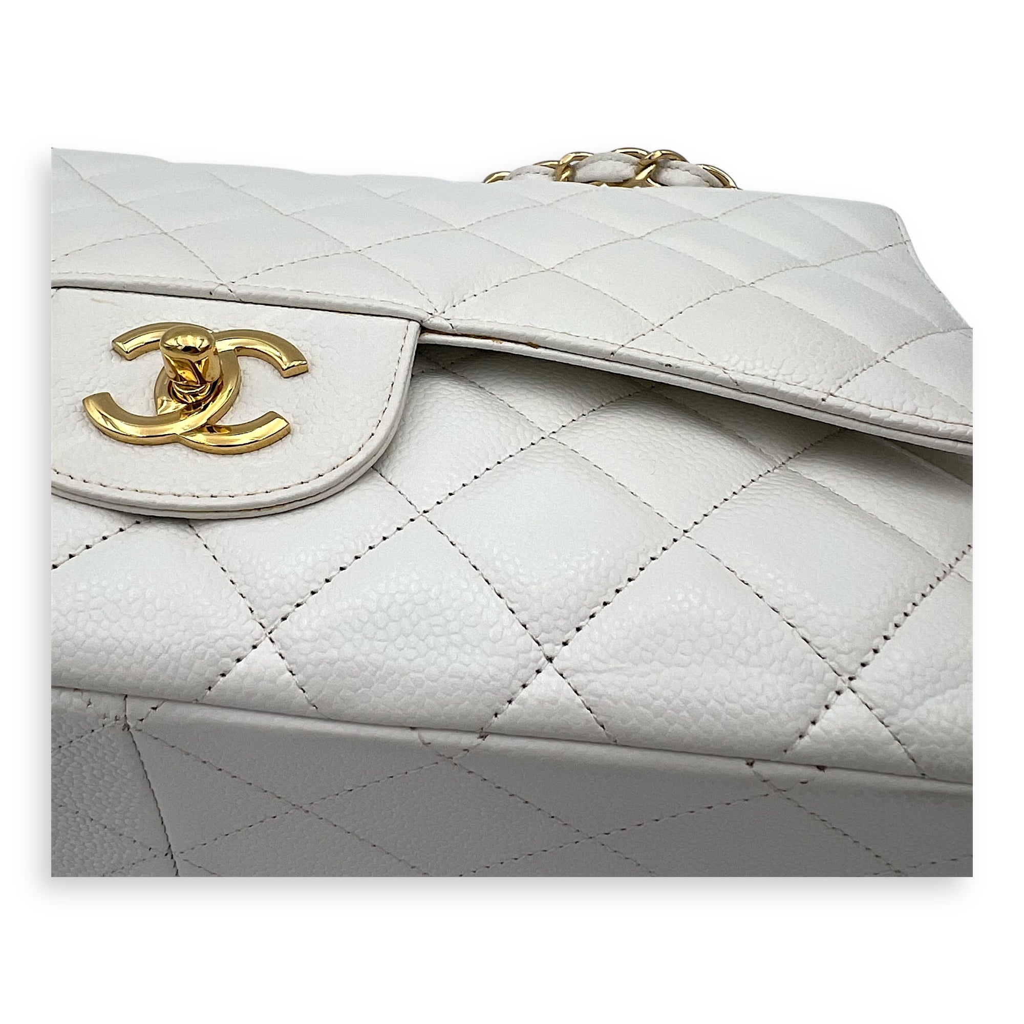 Chanel Classic Shoulder Bag Jumbo White in Caviar Leather, Gold hardware_8