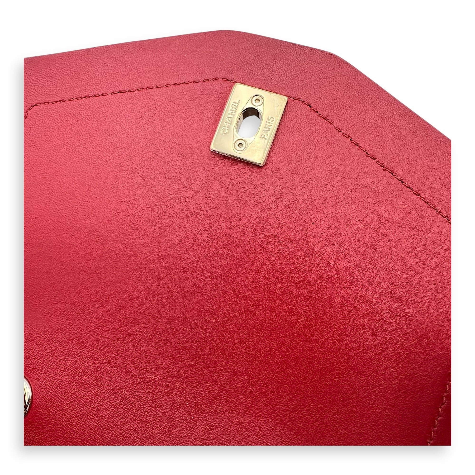Chanel CC Flap Shoulder Bag Red in Calfskin, Gold hardware_2