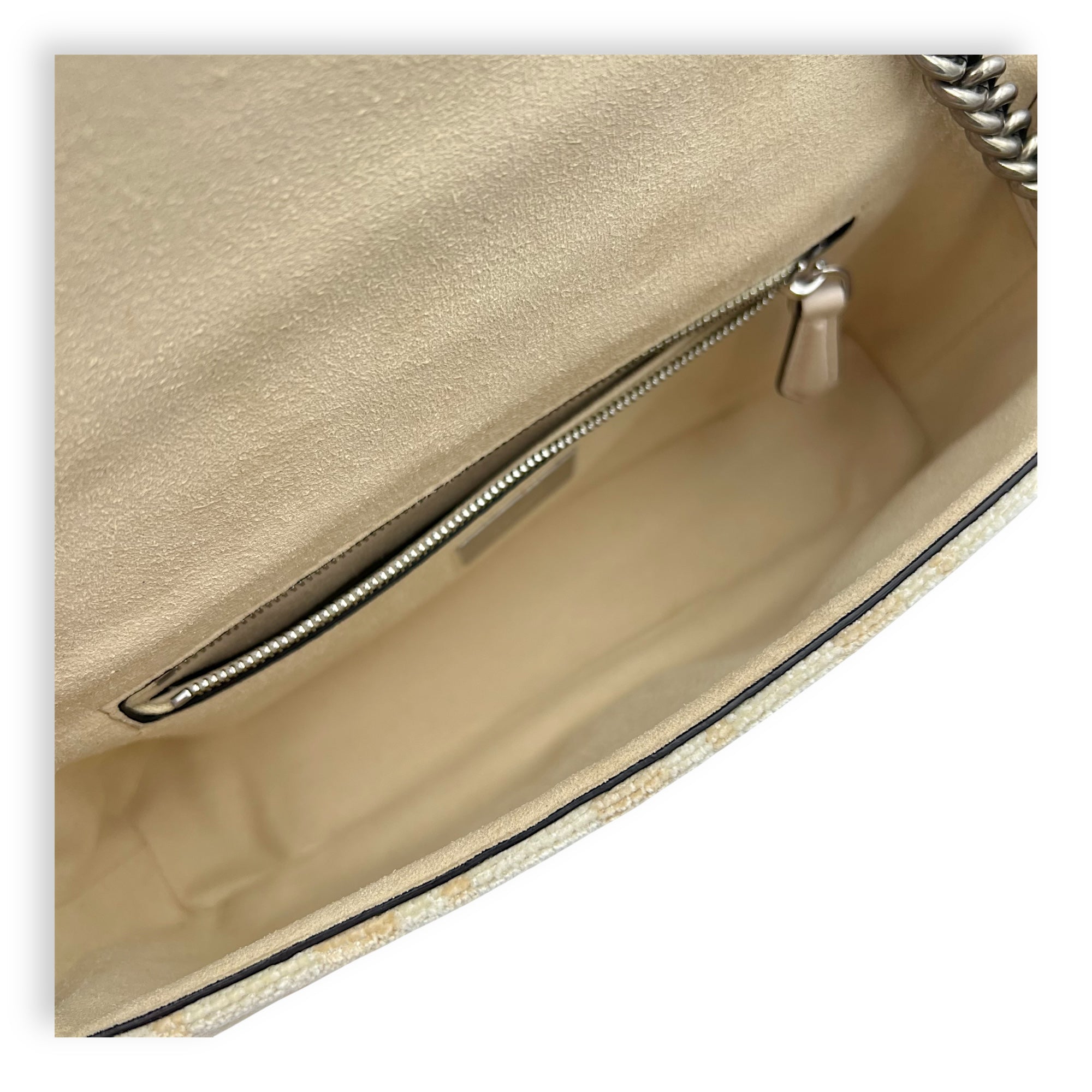 Fendi Baguette Shoulder Bag Beige in Velvet, Silver hardware_6
