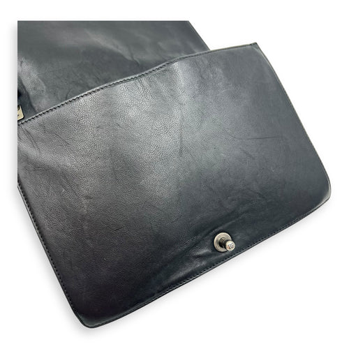 Chanel Boy Shoulder Bag Large Black in Calfskin, Ruthenium hardware_6