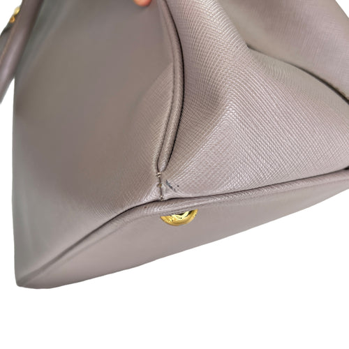 Galleria Extra Large Grey Top Handle Bag in Saffiano Leather, Gold hardware