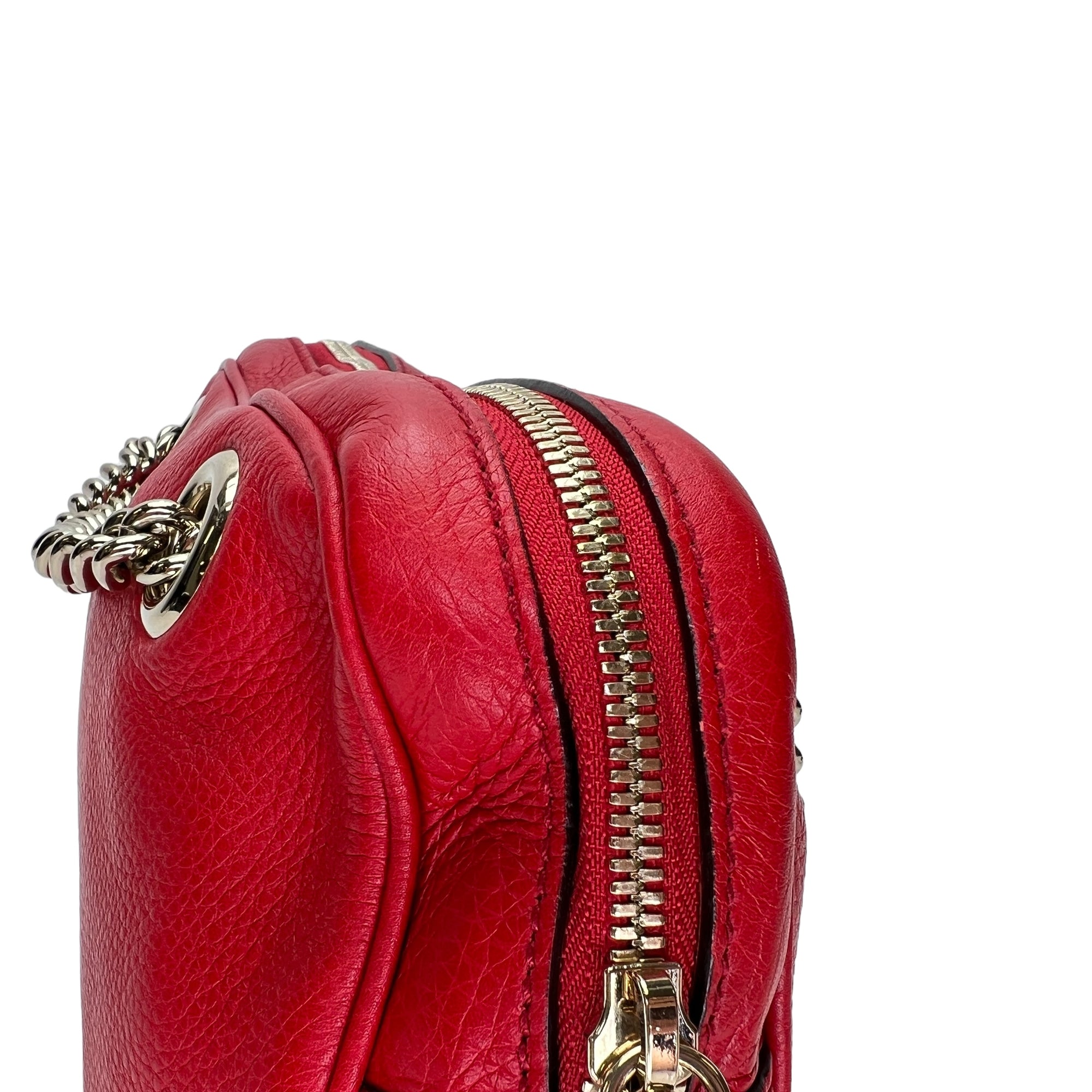 Soho Chain Red Shoulder Bag in Calfskin, Light Gold hardware