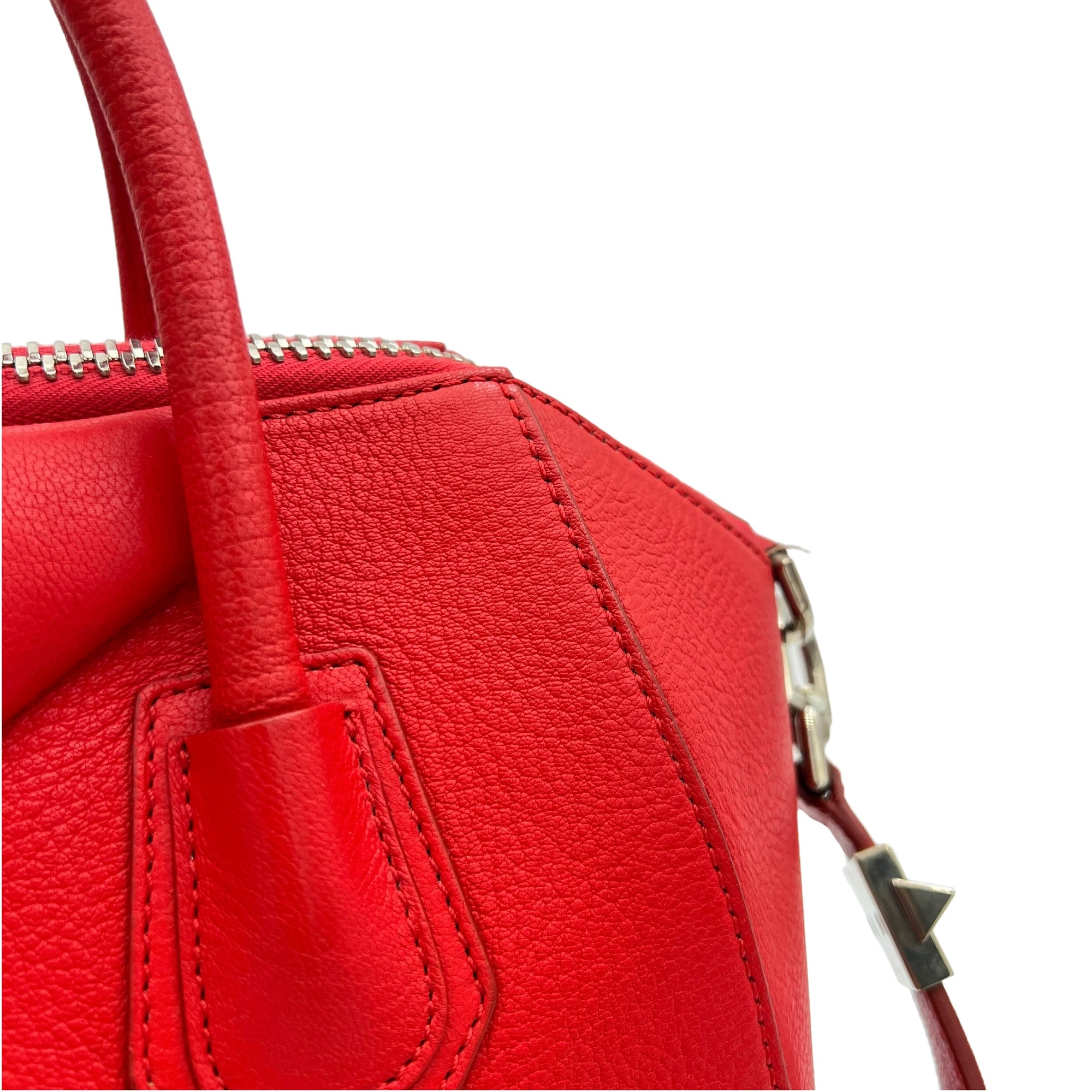 Antigona Small Red Top Handle Bag in Goat Leather, Silver hardware