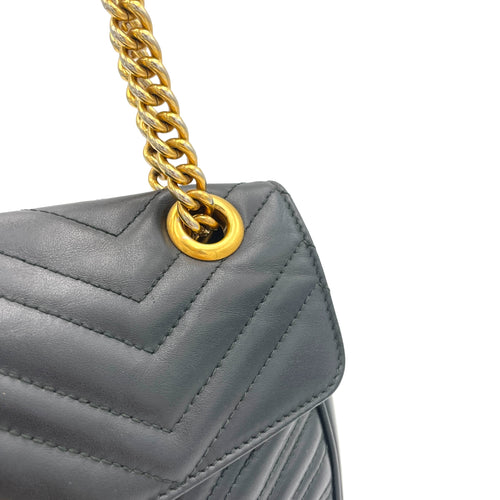 GG Marmont Black Shoulder Bag in Calfskin, Gold hardware