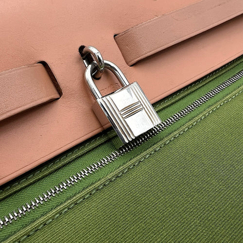 Herbag 31 Green in Canvas, Palladium hardware