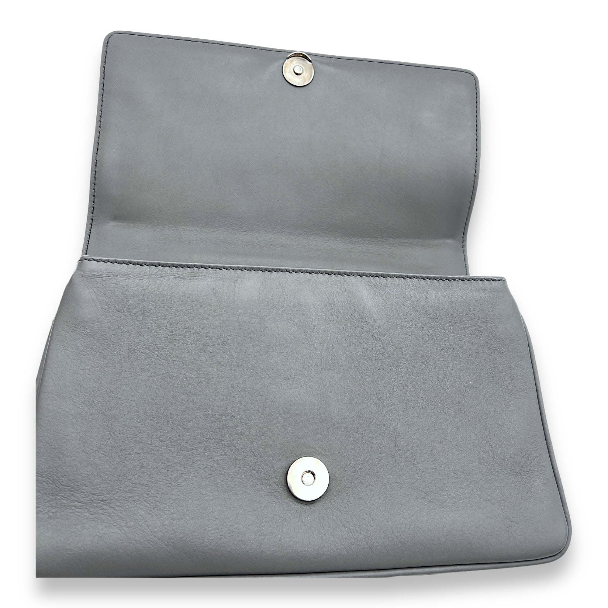 Flap Shoulder Bag Grey in Calfskin, Silver hardware